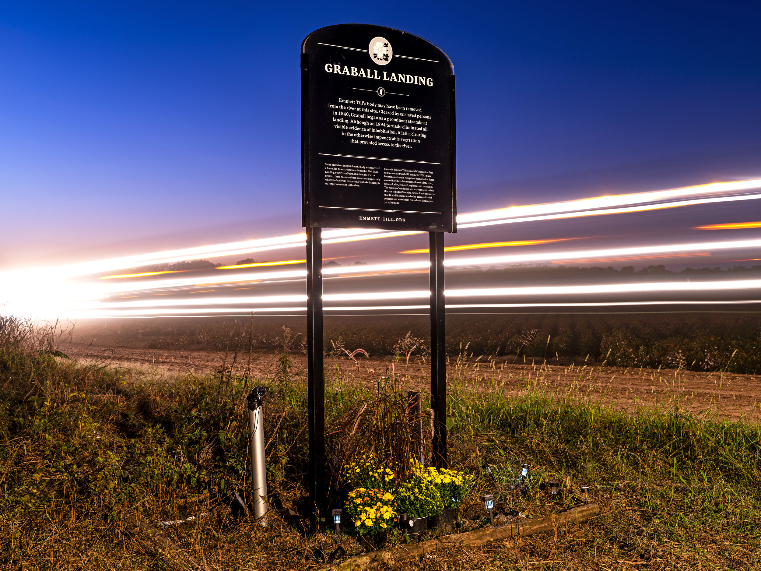  The bullet-proof commemorative marker at Graball Landing equipped with surveillance cameras and motion activated alarms ( see it in action here .) 