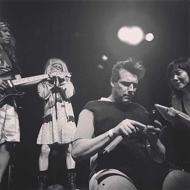 πblack&white b/c u #fukkedup w #luvuvyrlife π#tylerrulzπ« π€π½#runawaytrain #nevacomingback π