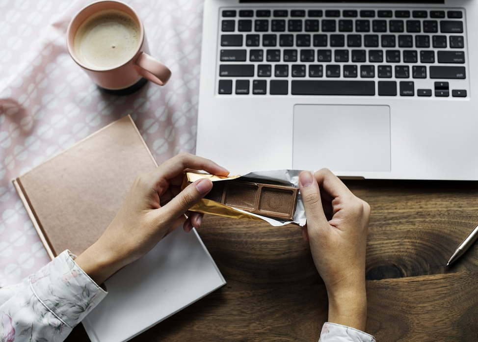 WORK FROM HOME ESSENTIALS ALL ENTREPRENEURS NEED TO KNOW