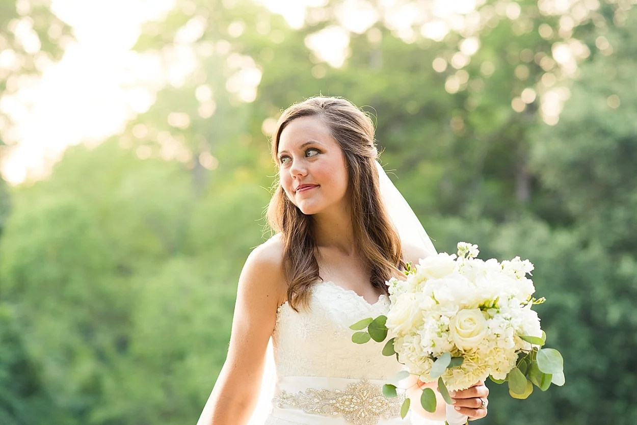 lakeside-park-bridal-photos-10.jpg