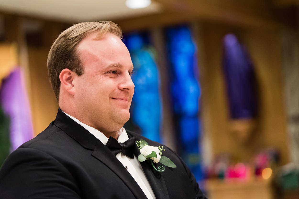 okc-devon-boathouse-wedding_0096.jpg