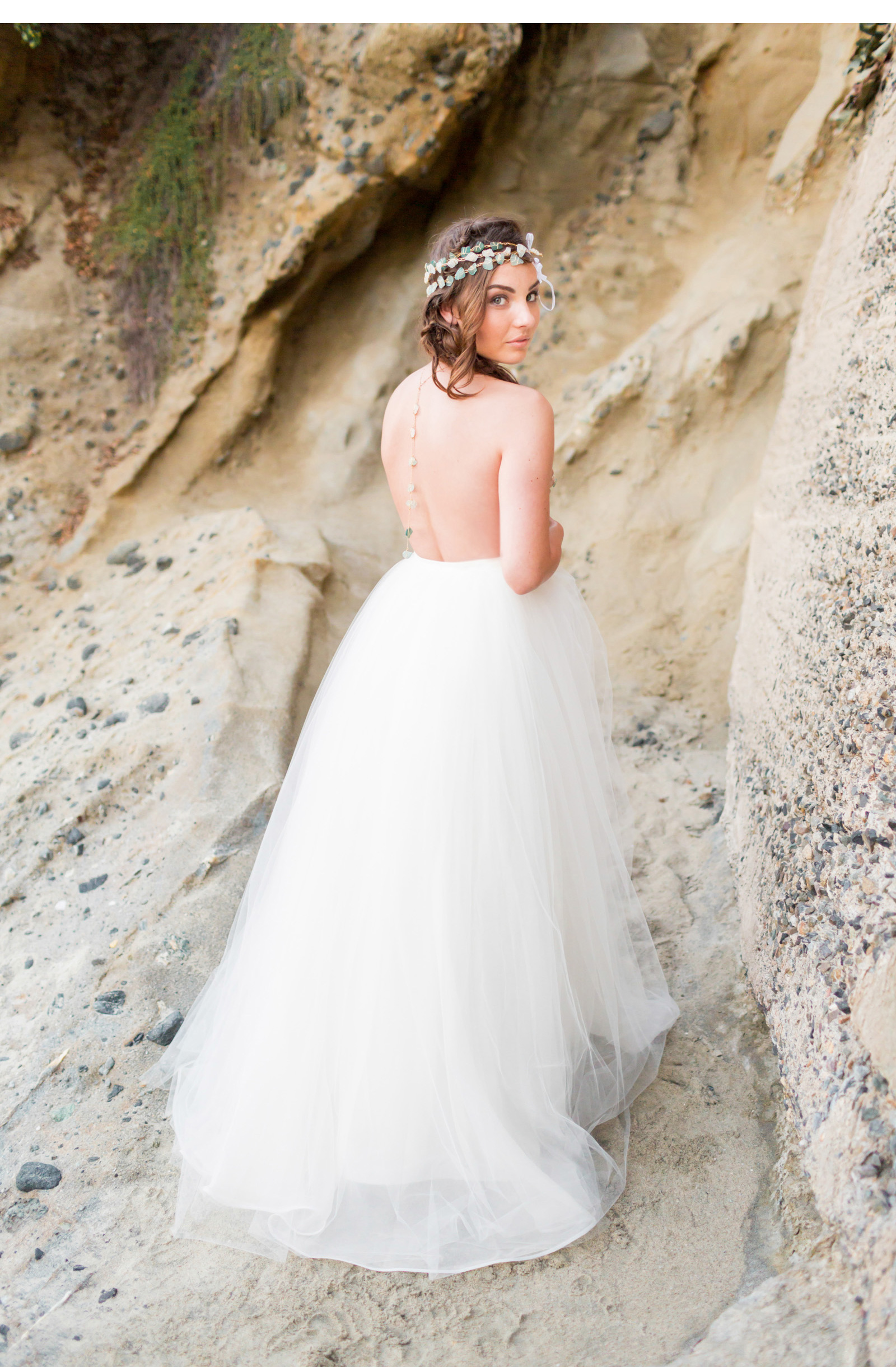 SeaglassBridalCrown---Natalie-Schutt-Photography_04.jpg