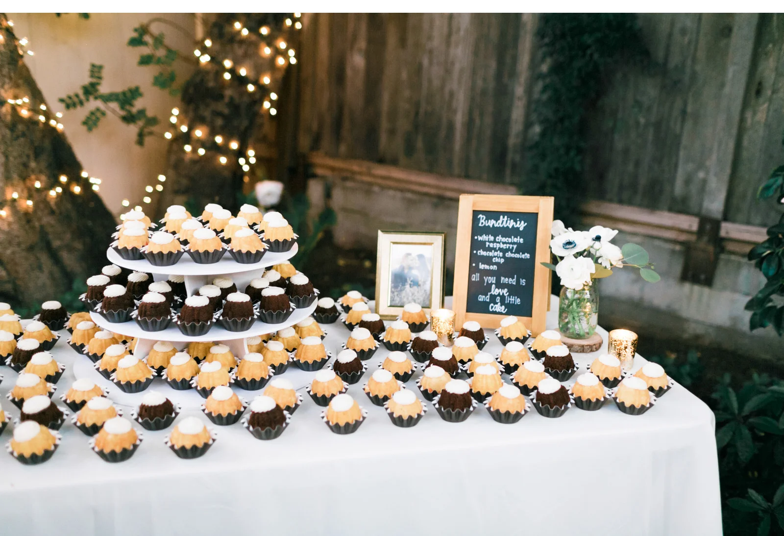 The-Dougher's-Backyard-Wedding_05.jpg