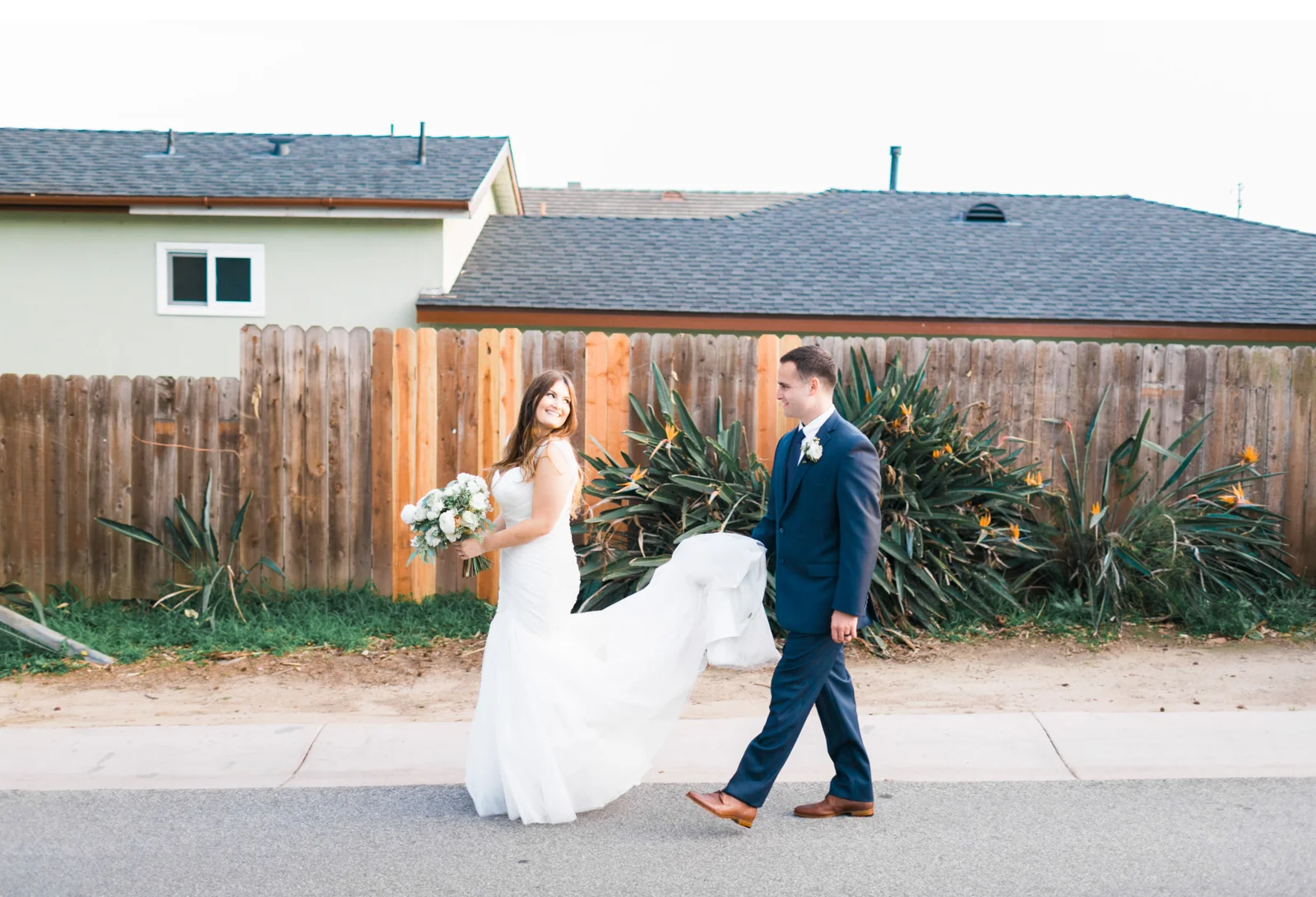 The-Dougher's-Backyard-Wedding_06.jpg