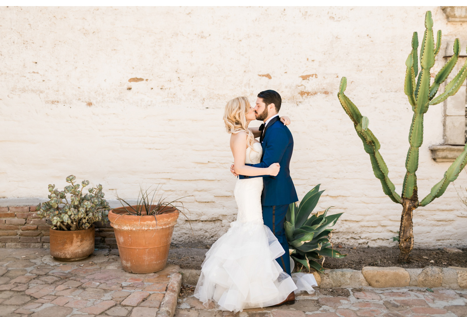 San-Luis-Obispo-Wedding-Photographer-Natalie-Schutt-Photography-Carats-and-Cake_03.jpg