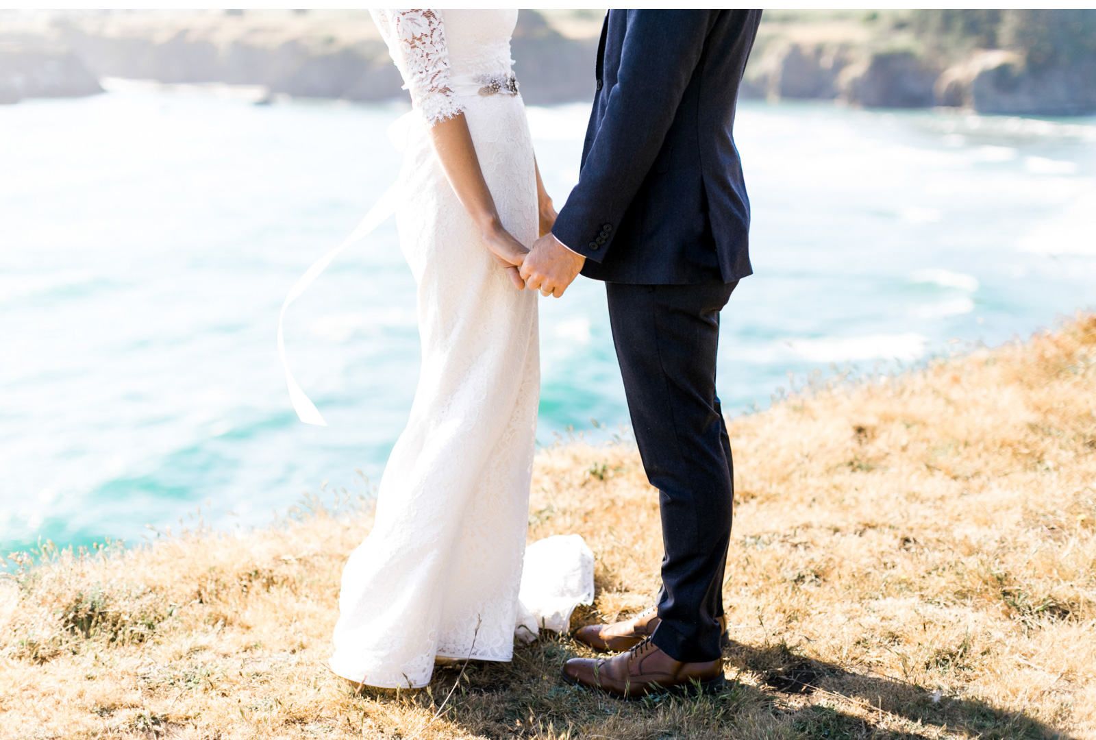 Style-Me-Pretty-Mendocino-Wedding-Natalie-Schutt-Photography_02.jpg