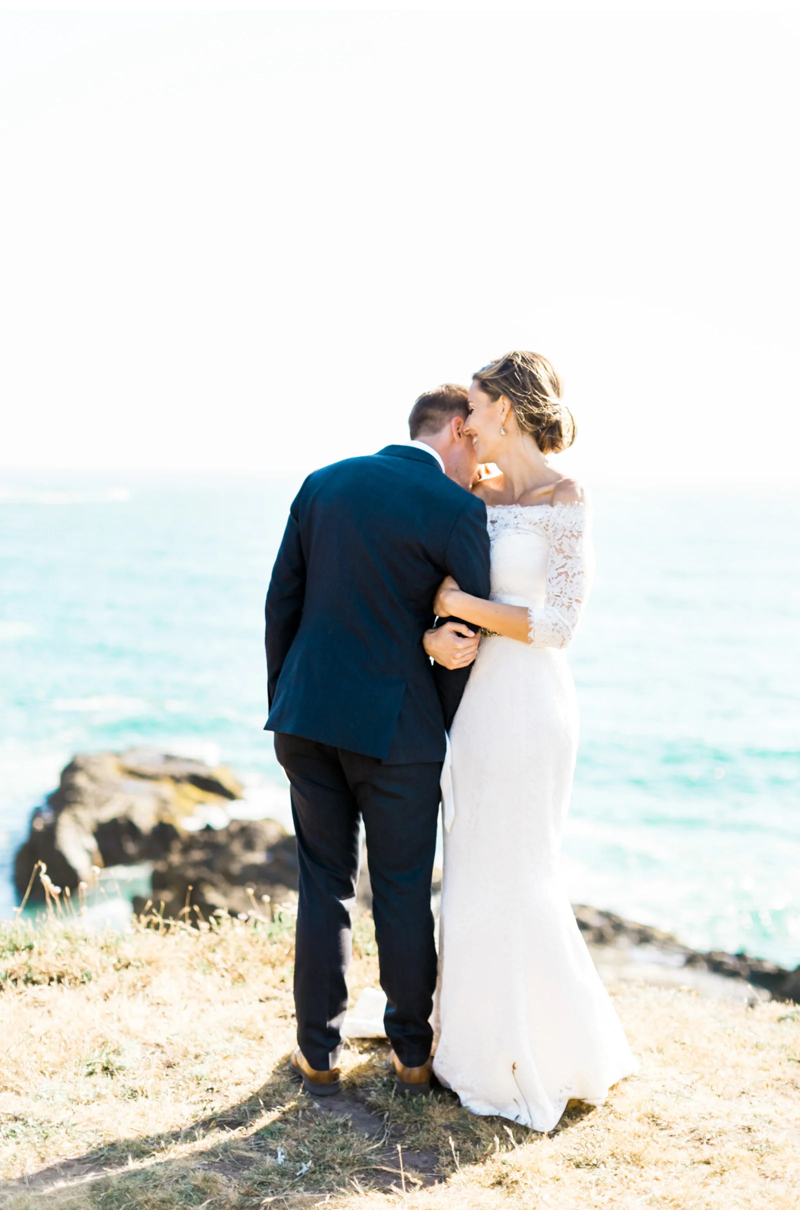 Style-Me-Pretty-Mendocino-Wedding-Natalie-Schutt-Photography_08.jpg