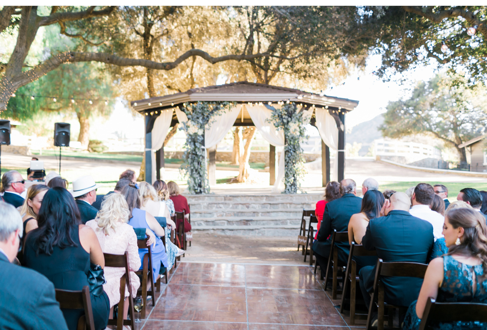 San-Luis-Obispo-Wedding-Photographer-Style-Me-Pretty-Natalie-Schutt-Photography_11.jpg