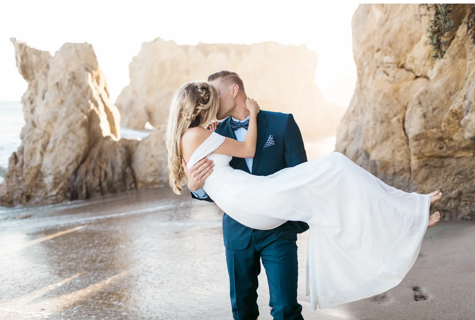 Style-Me-Pretty-Malibu-Wedding-Natalie-Schutt-Photography_12.jpg