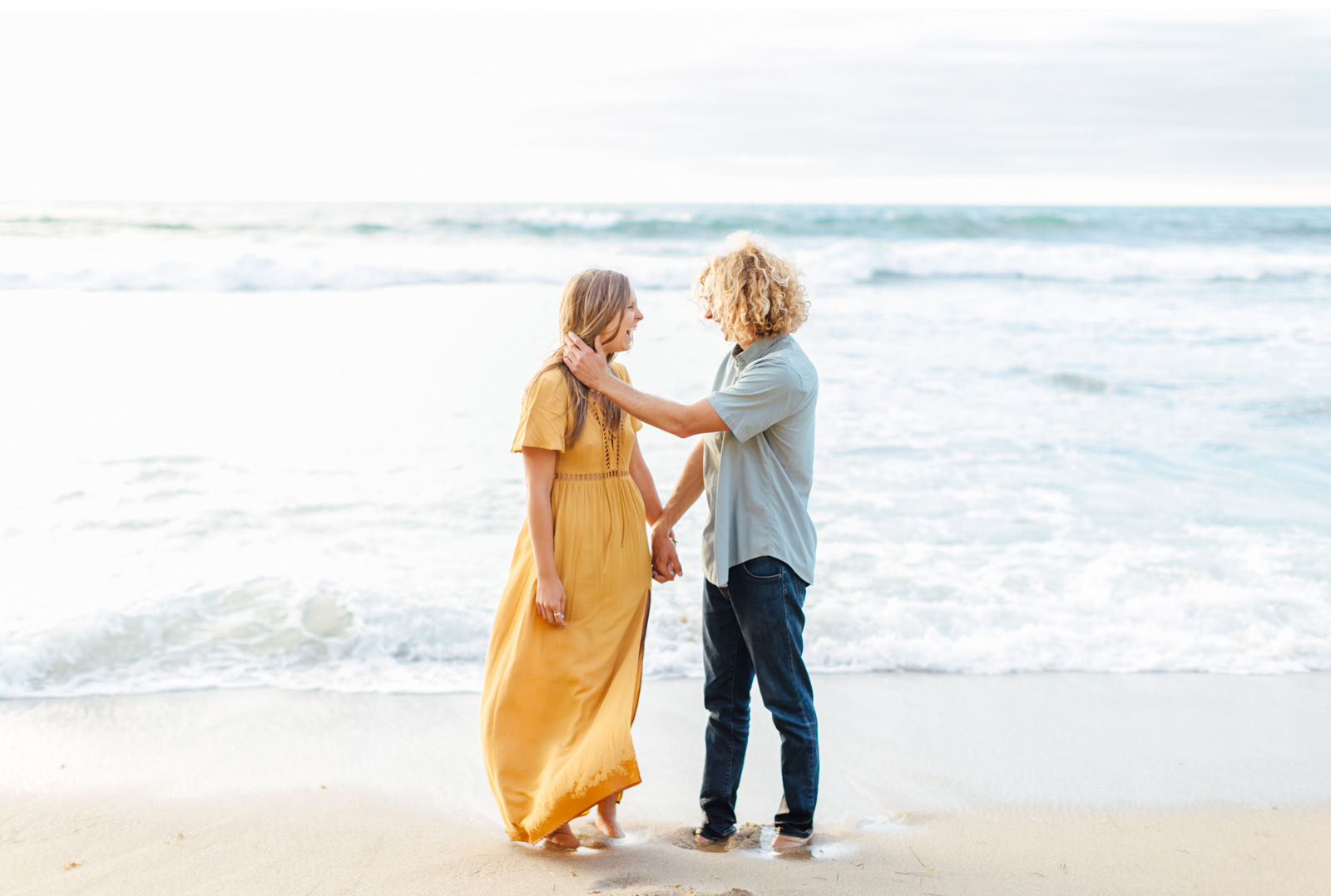 Style-Me-Pretty-California-Surf-Engagement-Natalie-Schutt-Photography_16.jpg