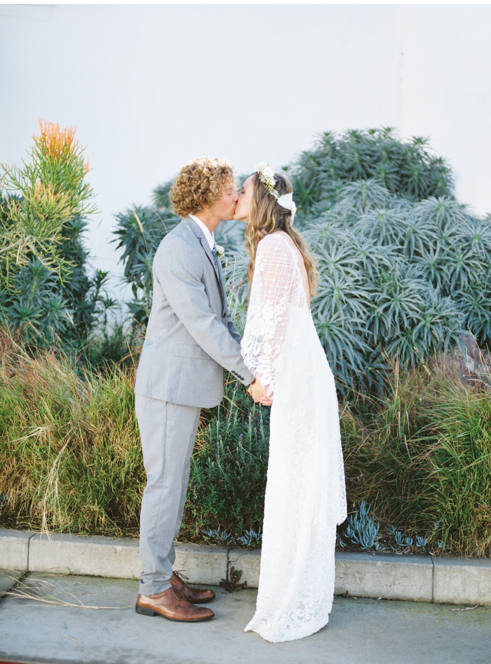 Best-First-Look-Wedding-San-Clemente-Natalie-Schutt-Photography_12.jpg