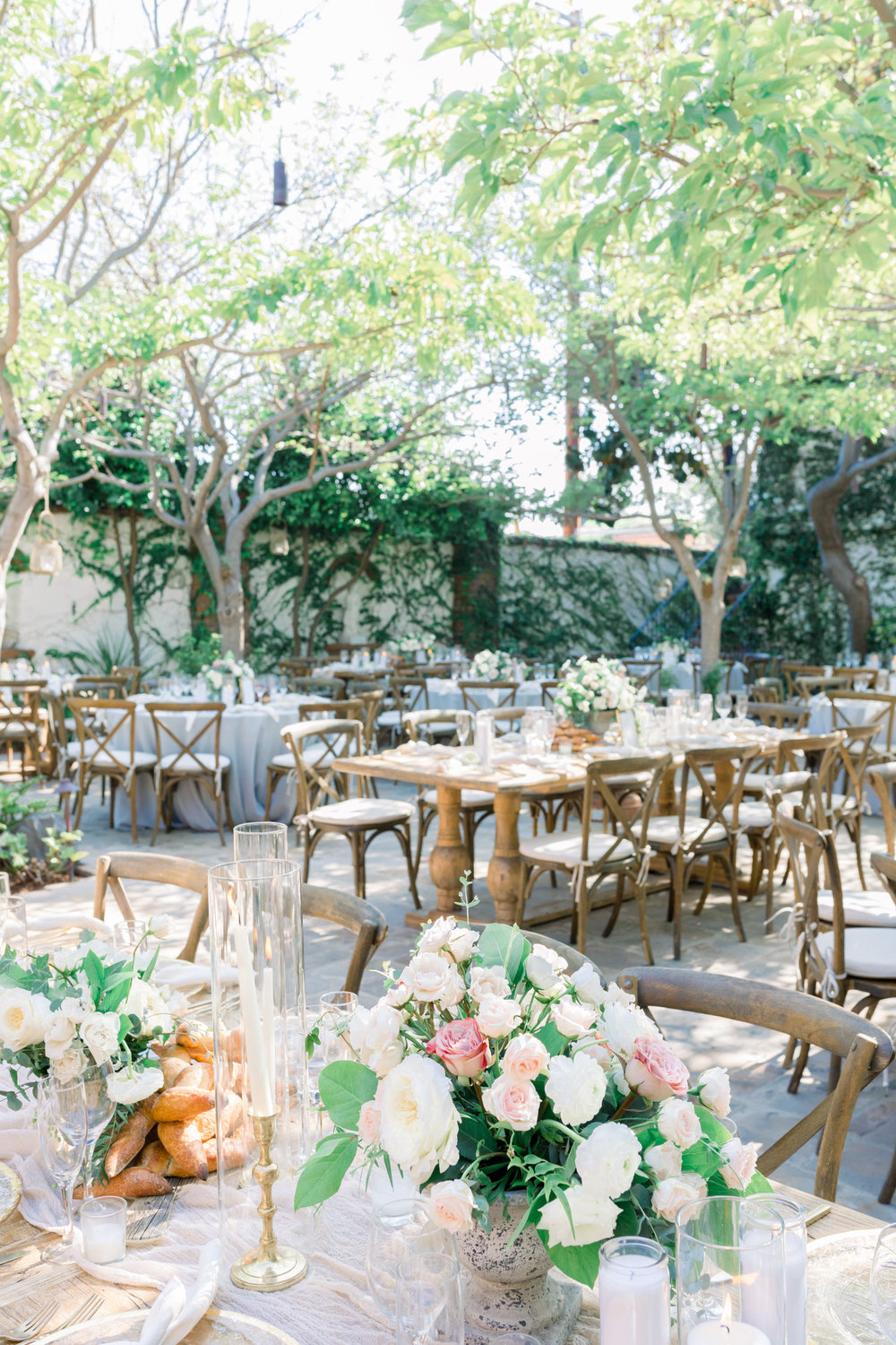 Malibu-Rocky-Oaks-Photographer-Malibu-Wedding-Style-Me-Pretty-Southern-California-Wedding-Venues-Natalie-Schutt-Photography_02.jpg