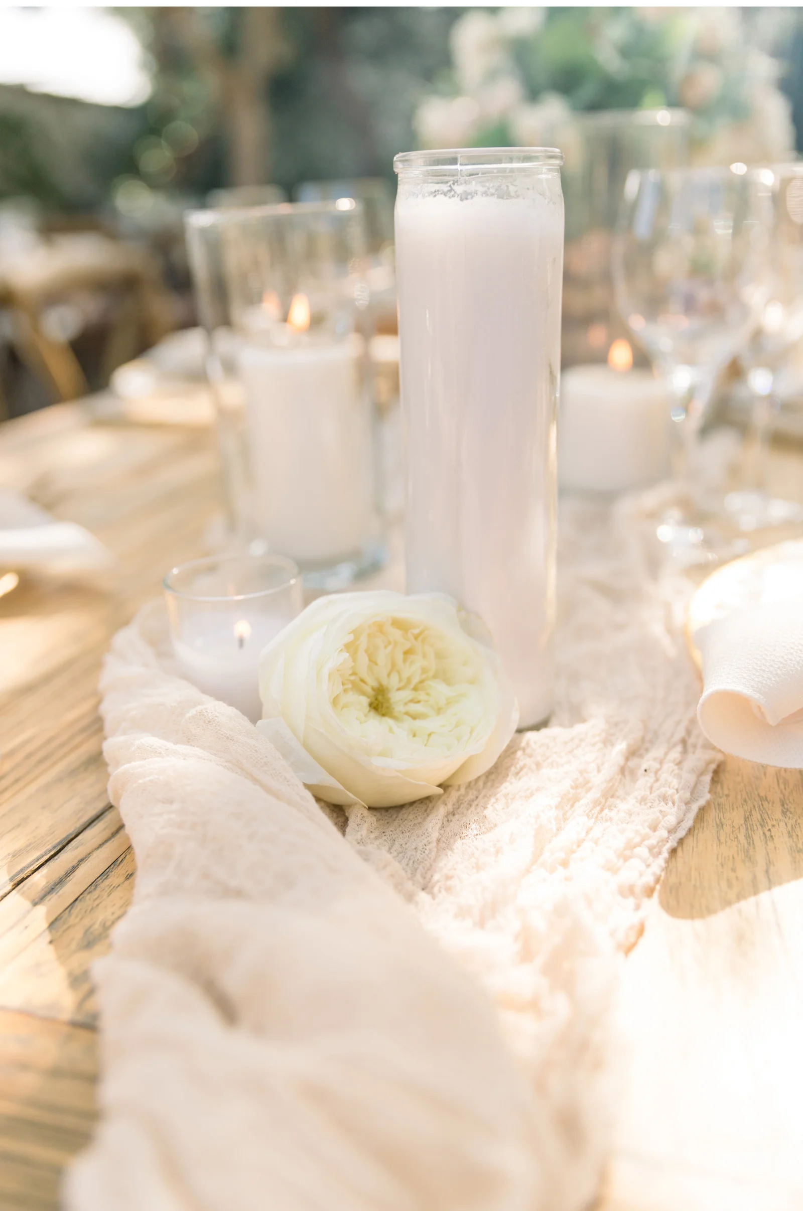 Malibu-Rocky-Oaks-Photographer-Malibu-Wedding-Style-Me-Pretty-Southern-California-Wedding-Venues-Natalie-Schutt-Photography_14.jpg