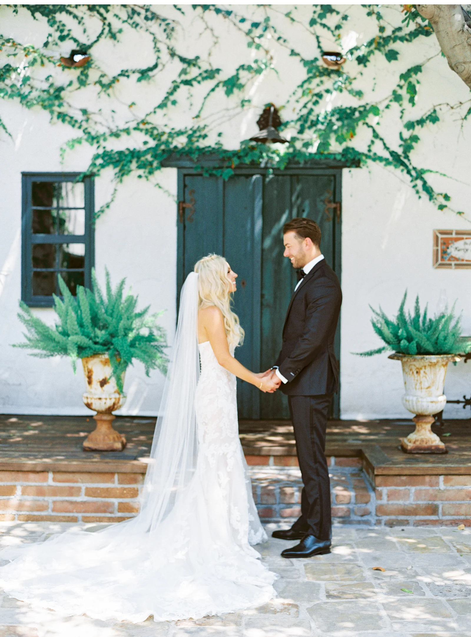 San-Juan-Capistrano-Wedding-Photographer-Southern-California-Wedding-Venues-Malibu-Wedding-Photographer-Natalie-Schutt-Photography_05.jpg