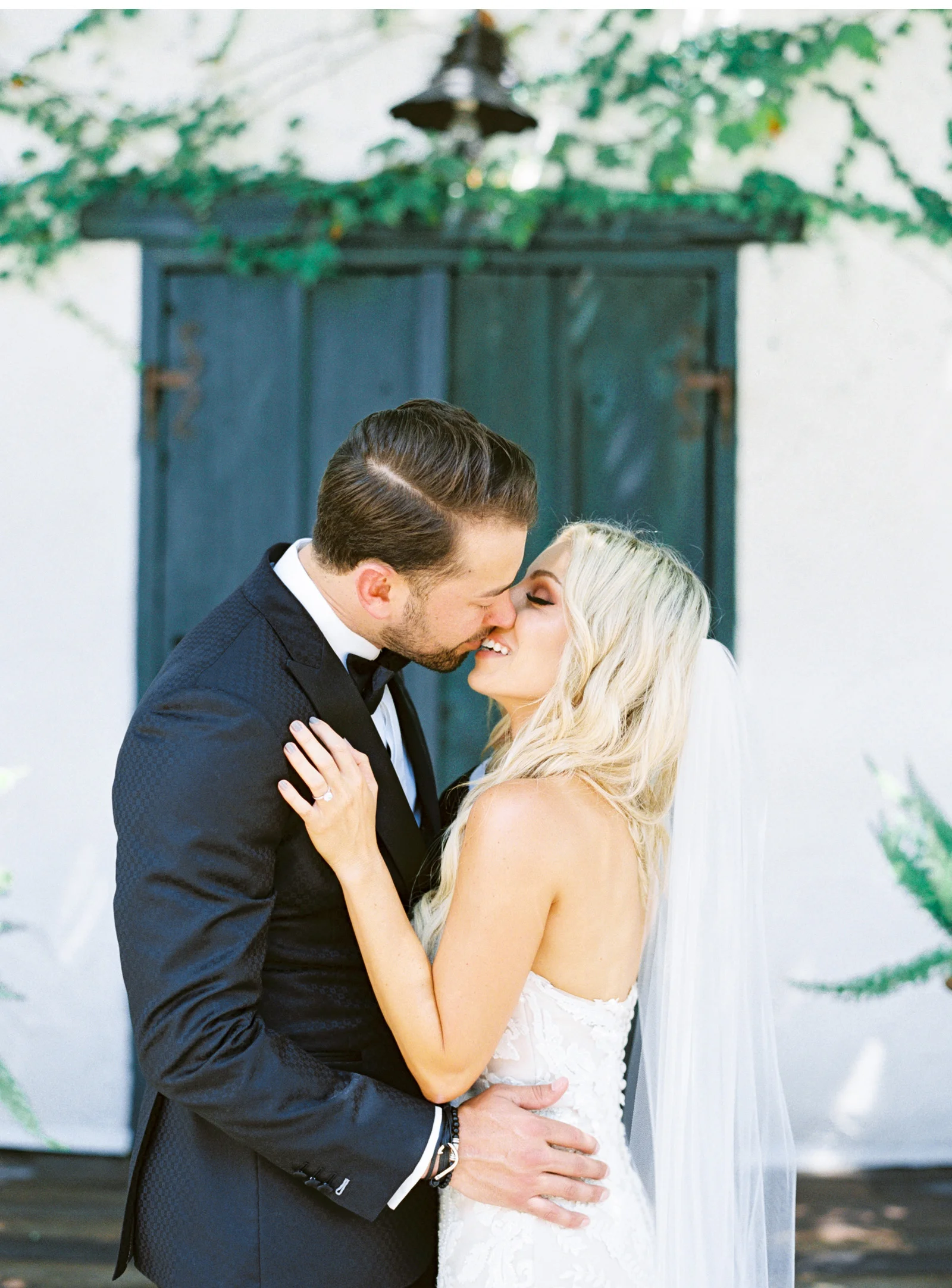 San-Juan-Capistrano-Wedding-Photographer-Southern-California-Wedding-Venues-Malibu-Wedding-Photographer-Natalie-Schutt-Photography_08.jpg