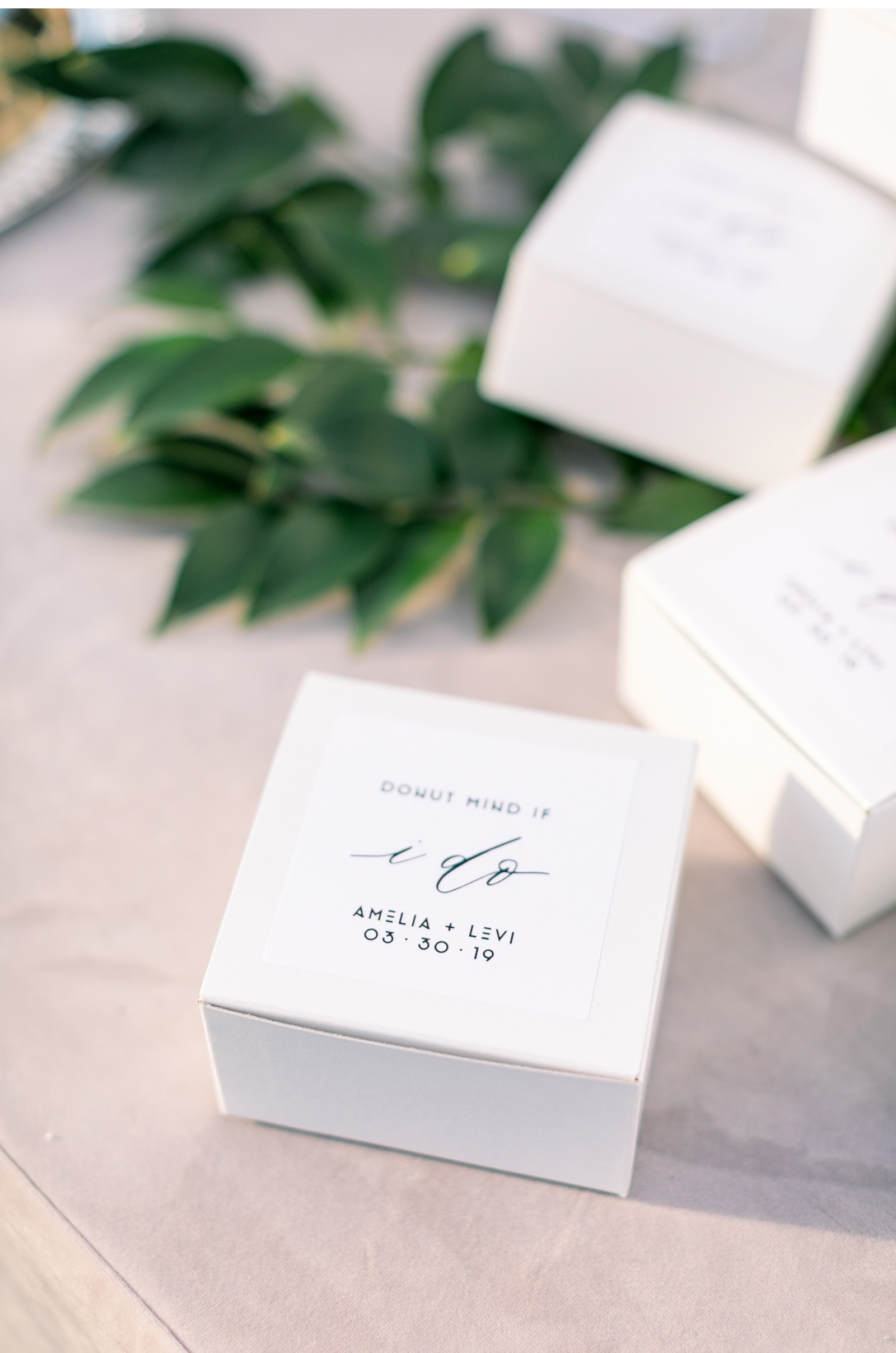 Malibu-Rocky-Oaks-Photographer-West-Coast-Wedding-Style-Me-Pretty-Malibu-Wedding-Natalie-Schutt-Photography_13.jpg