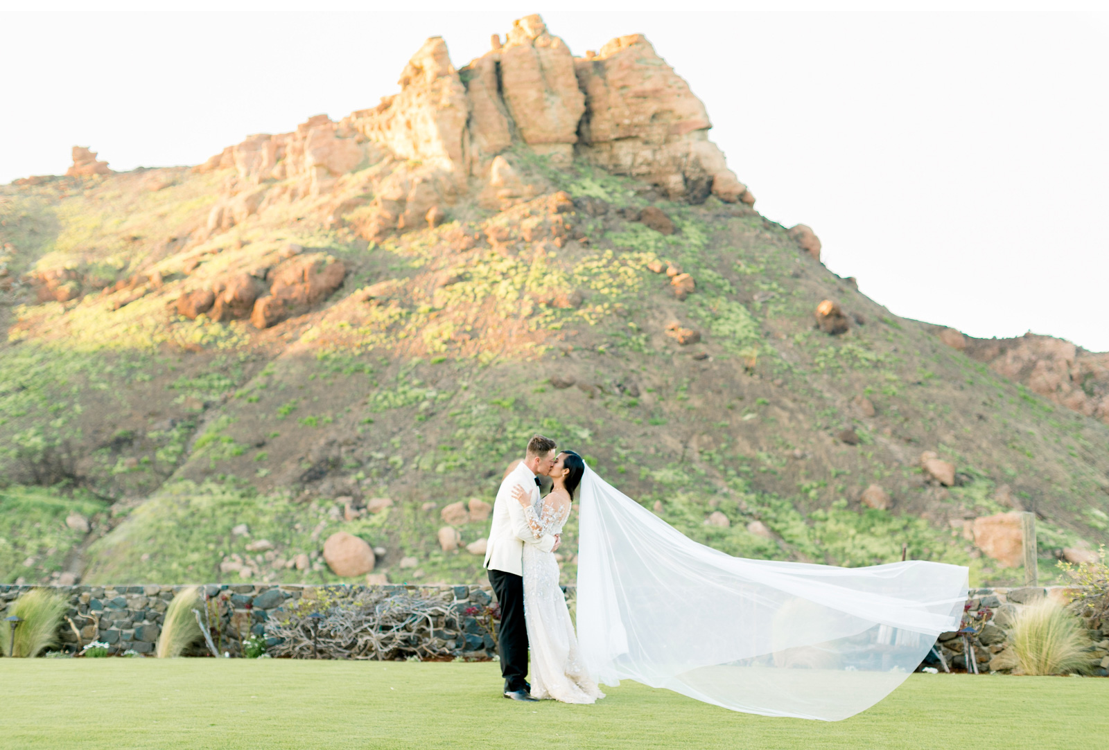 Malibu-Wedding-Photographer-Southern-California-Wedding-Venues-Malibu-Wedding-Photographer-Natalie-Schutt-Photography_11.jpg