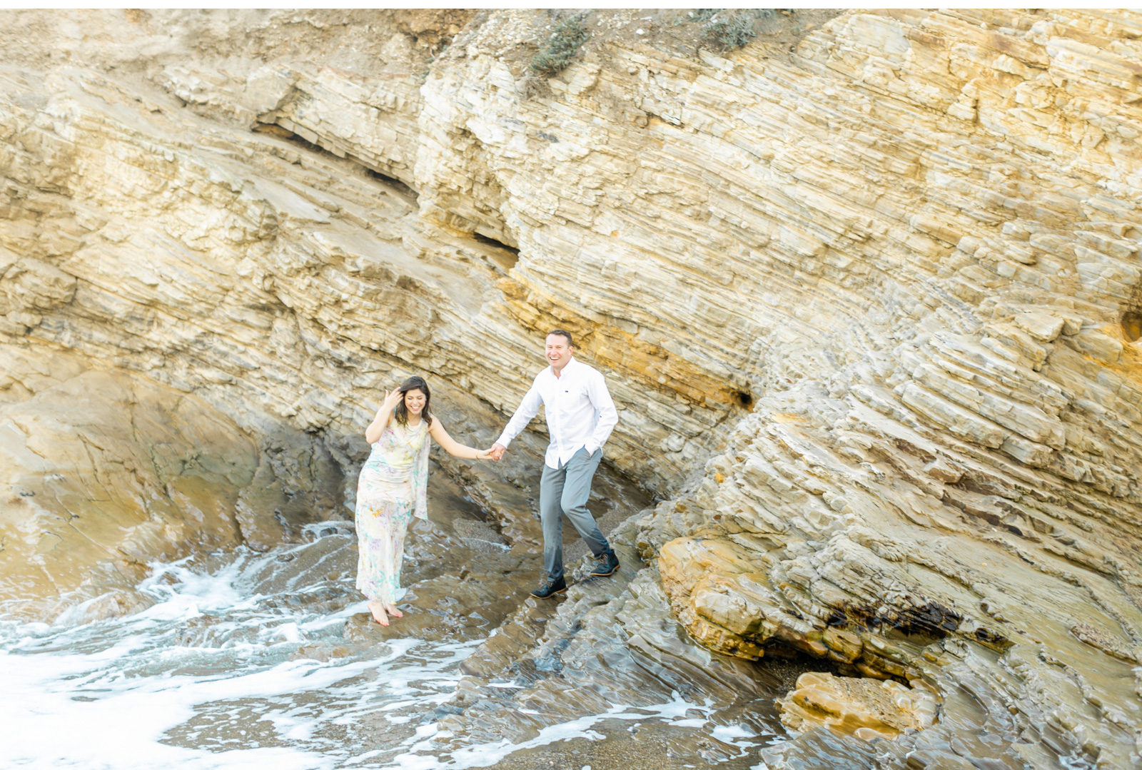 Malibu-Wedding-Photographer-Fine-Art-Photography-Professional-Wedding-Photography-Ocean-Engagement-Natalie-Schutt-Photography_07.jpg