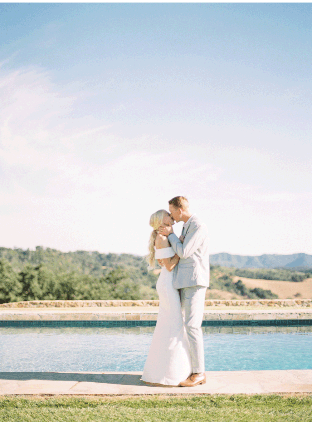 SouthernCaliforniaWeddings-MalibuWeddingPhotographer-BoHoAnniversary-NatalieSchuttPhotography_09.gif