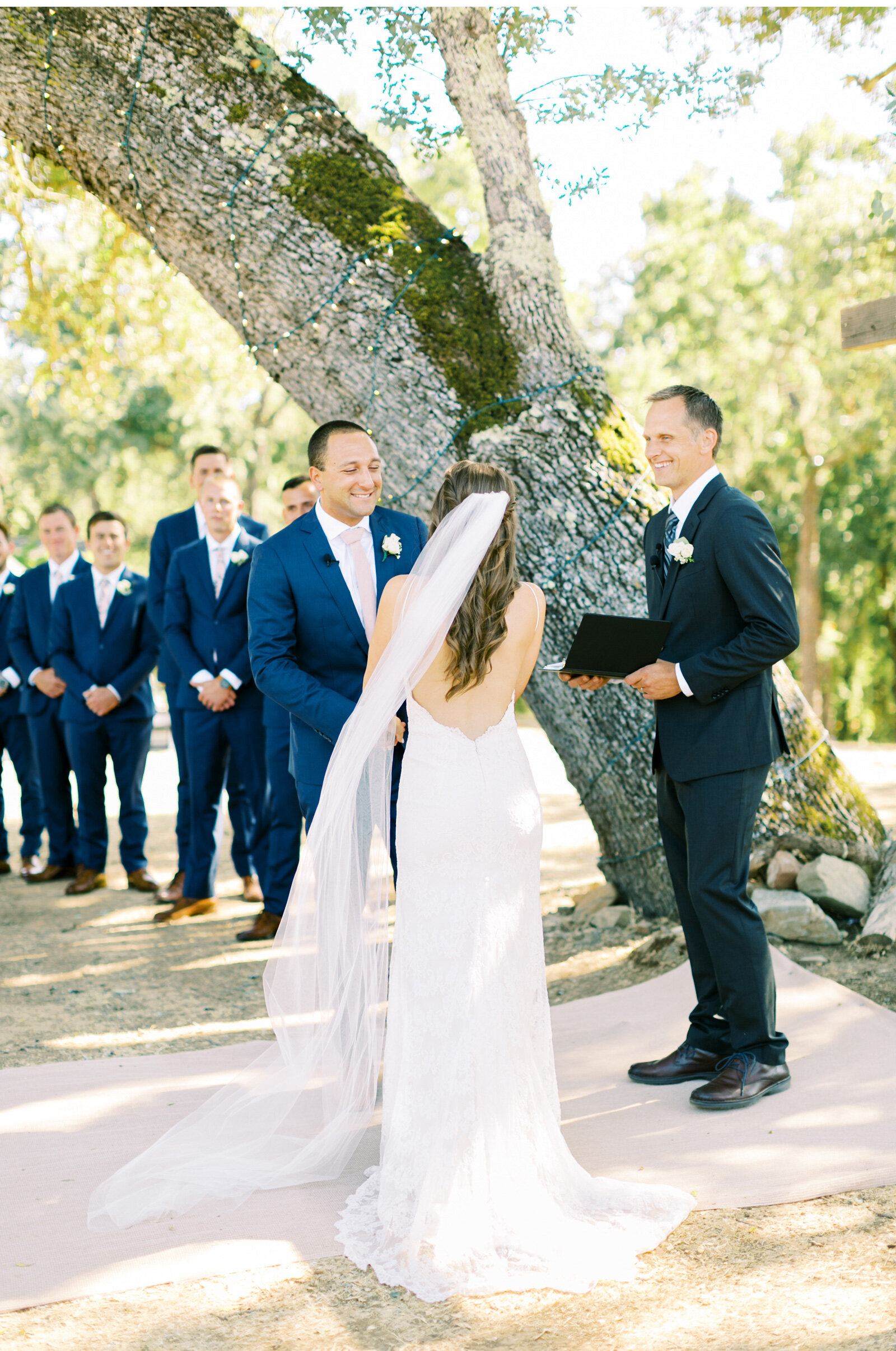 Modern-Outdoor-wedding-Fine-Art-Photography-Malibu-wedding-Natalie-Schutt-photography_10.jpg