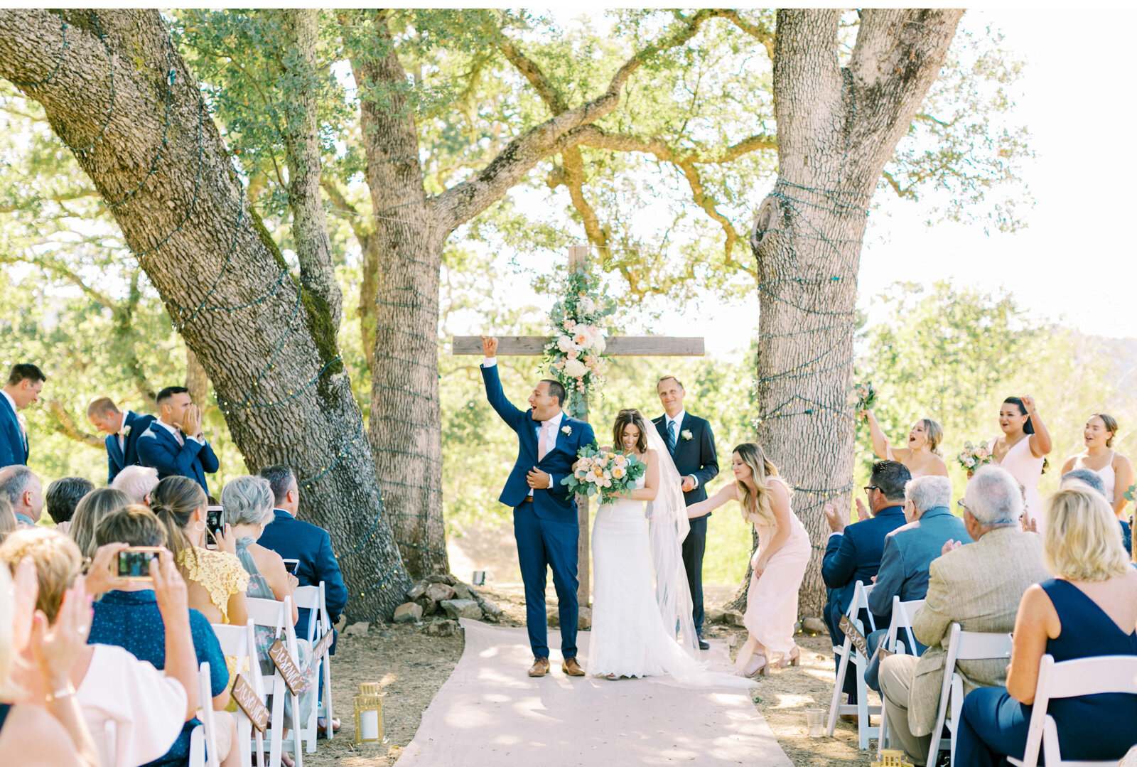 Southern-California-Weddings-Outdoor-wedding-Ceremonies-Al-Fresco-Malibu-Wedding-Natalie-Schutt-photography_03.jpg