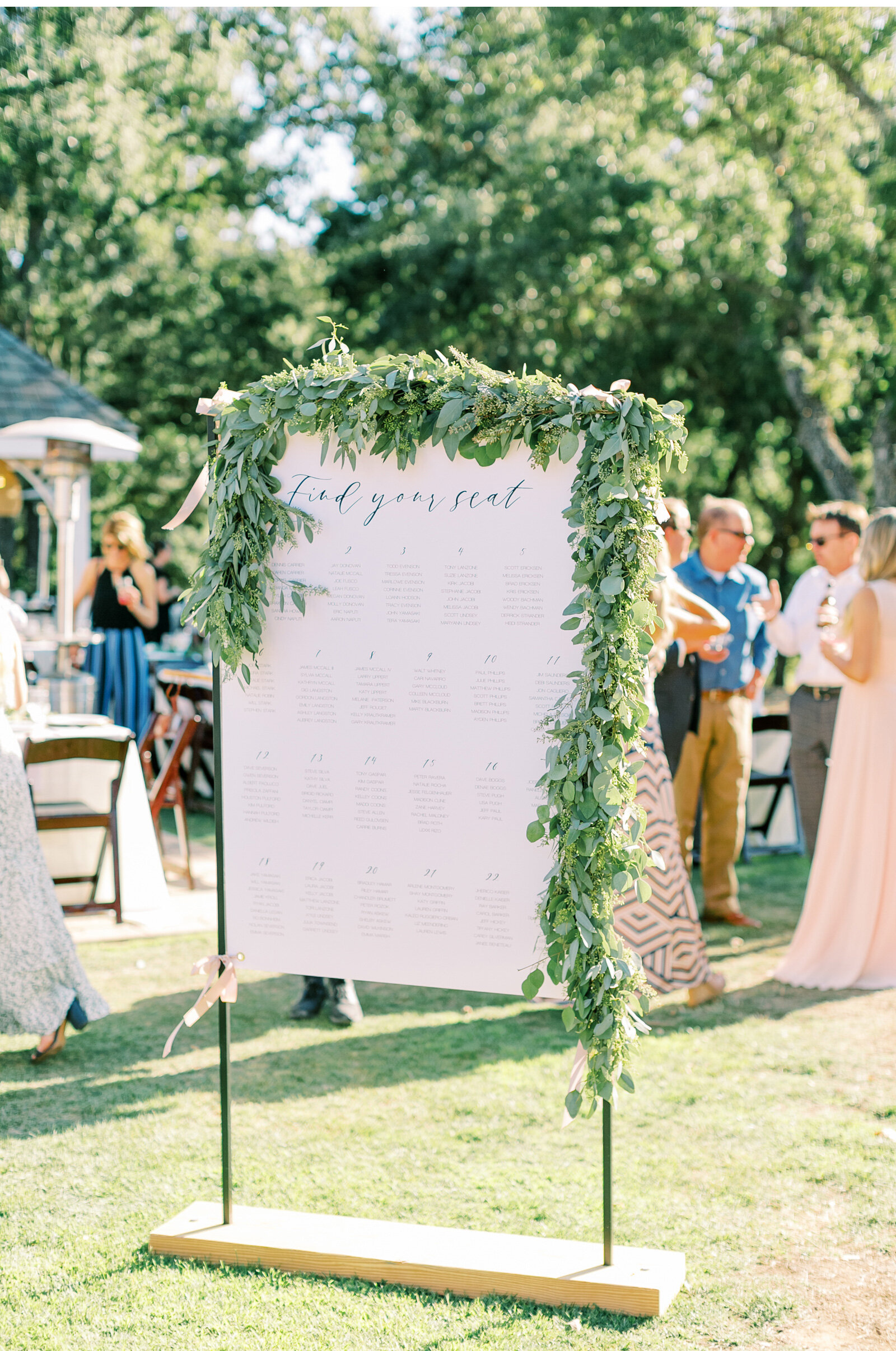 Southern-California-Weddings-Outdoor-wedding-Ceremonies-Al-Fresco-Malibu-Wedding-Natalie-Schutt-photography_10.jpg