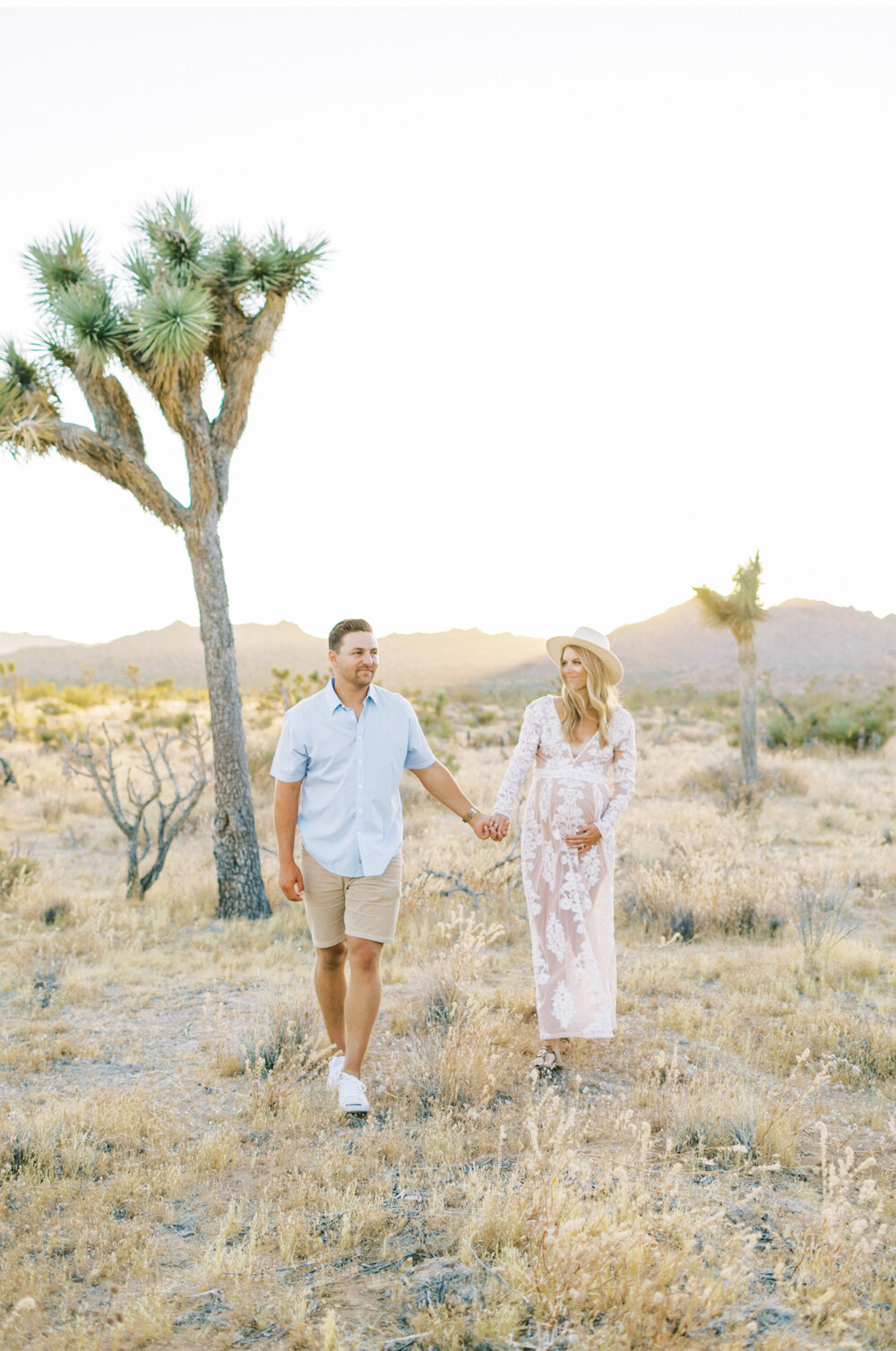 Maternity-Photo-Ideas-Golden-Hour-Photography-Light-and-Airy-Joshua-Tree-Desert-Photos-Pregnancy-Photo-Ideas-Old-School-Photo-Style-Photo-by-Natalie-Schutt-Photography_01.jpg