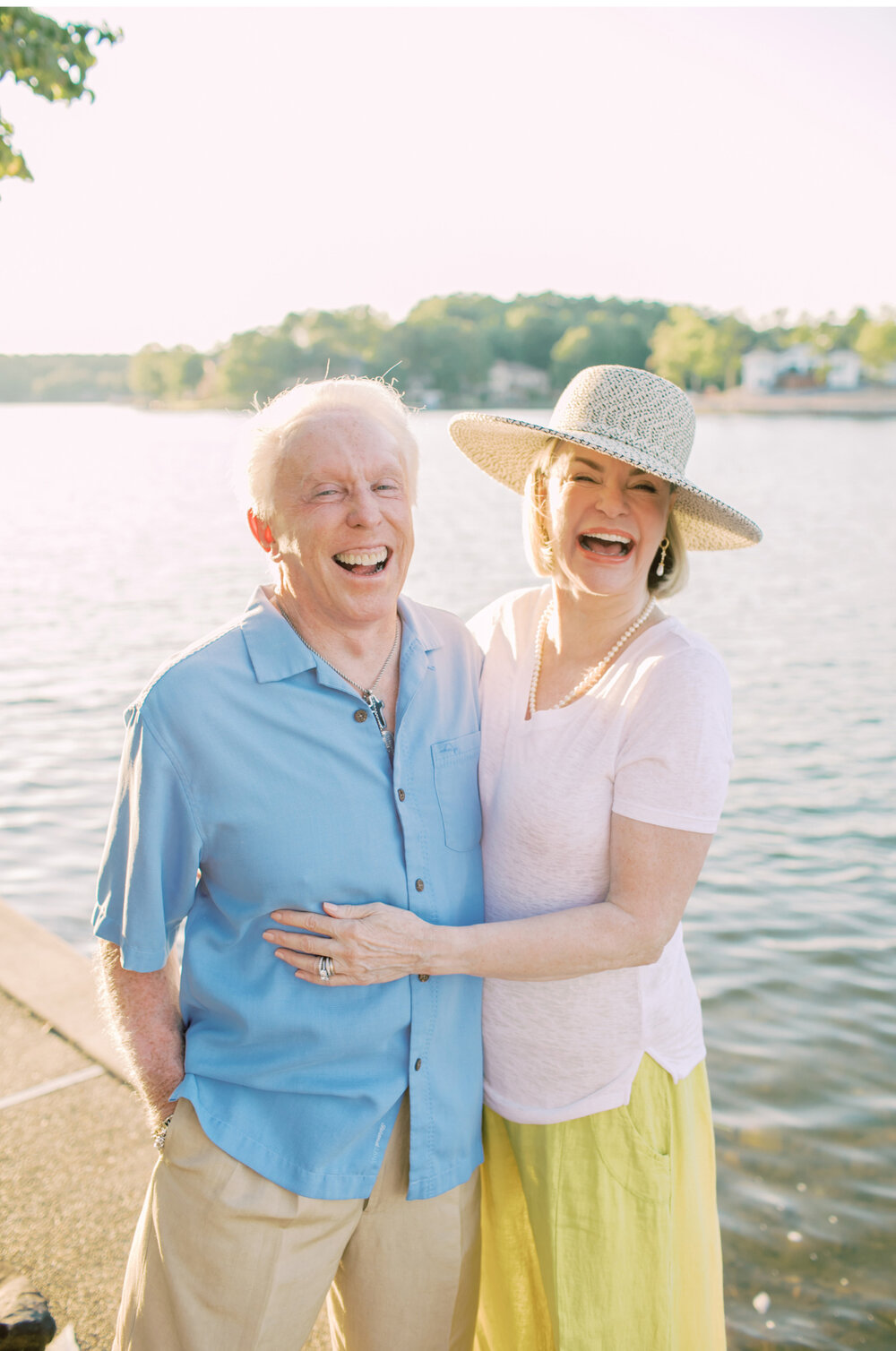 Anniversary-photography-Southern-California-Long-Beach-Portraits-Light-and-Airy-Lakefront-Christian-Family-Dog-Portraits_15.jpg