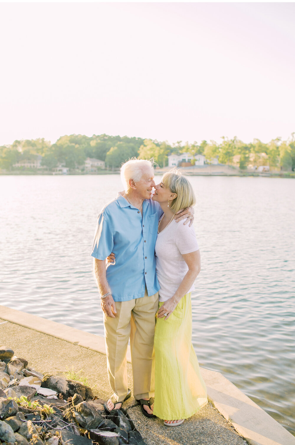 Southern-California-Family-Portrait-Anniversary-Pictures-Dog-Long-Beach-Light-and-Airy-Fine-Art-Photography-Lakeside_03.jpg