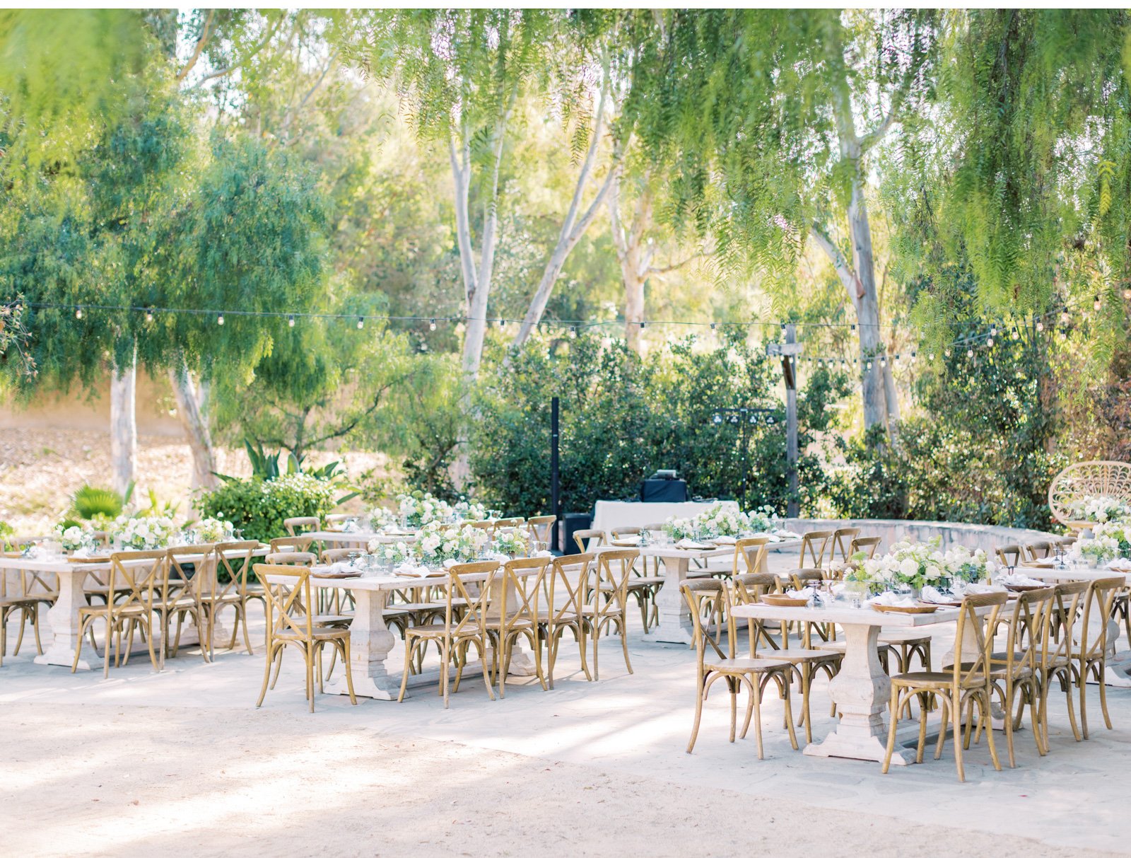 Al-Fresco-Southern-California-Weddings-Light-and-Airy-Photography-Wedding-Photographer-High-End-Wedding-Inspiration-Clean-Event-Photography_04.jpg