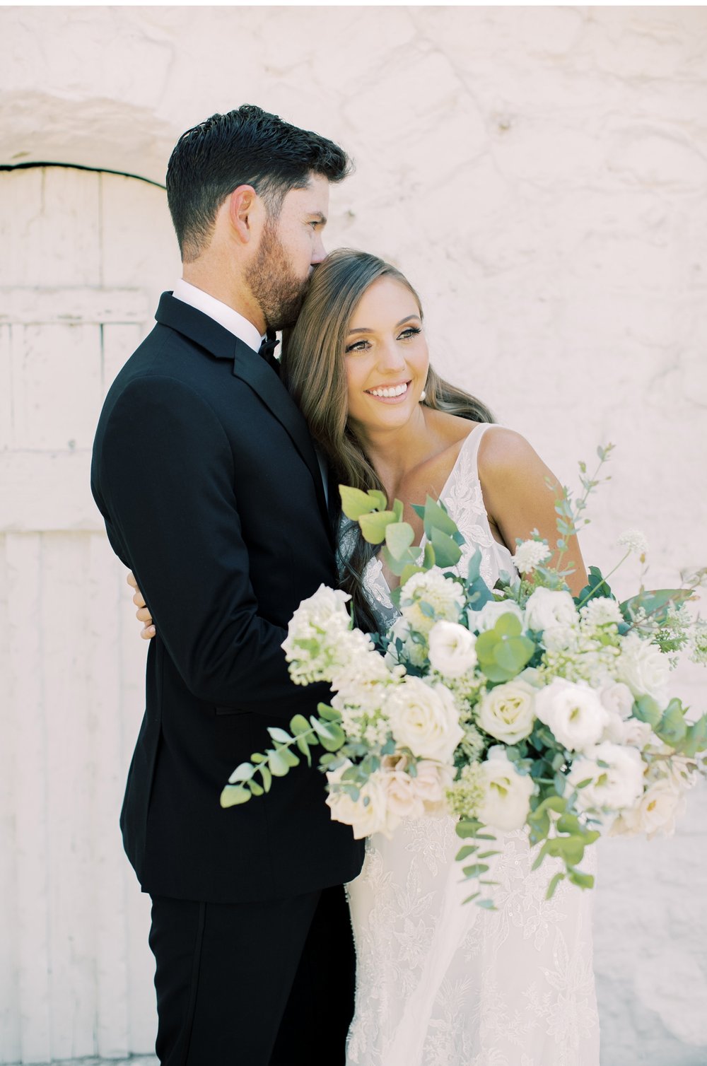 Top-Wedding-Photographers-Southern-California-Weddings-Al-Fresco-Event-Photography-High-End-Weddings-Bright-and-Clean-Photography-Film-Photography_06.jpg