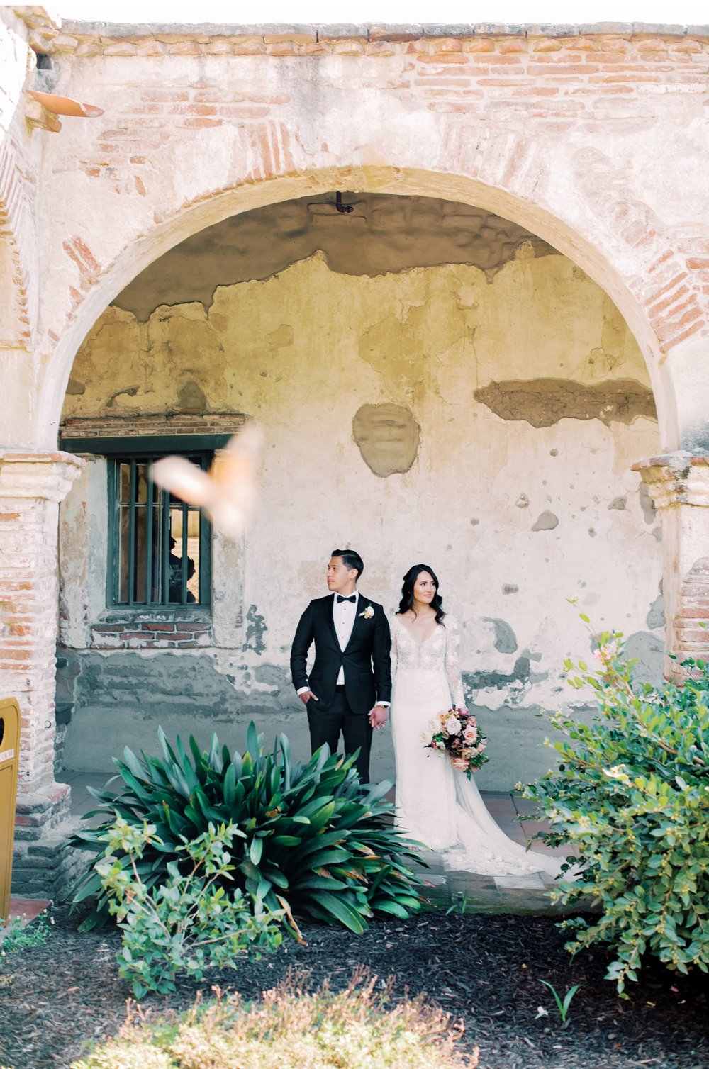 Southern-California-Weddings-Coastal-Wedding-Inspiration-Top-Wedding-Photographers-Men's-Bridal-Suits-Wedding-Fashion-Bright-and-Airy-Photography-Natalie-Schutt-Photography -377.jpg