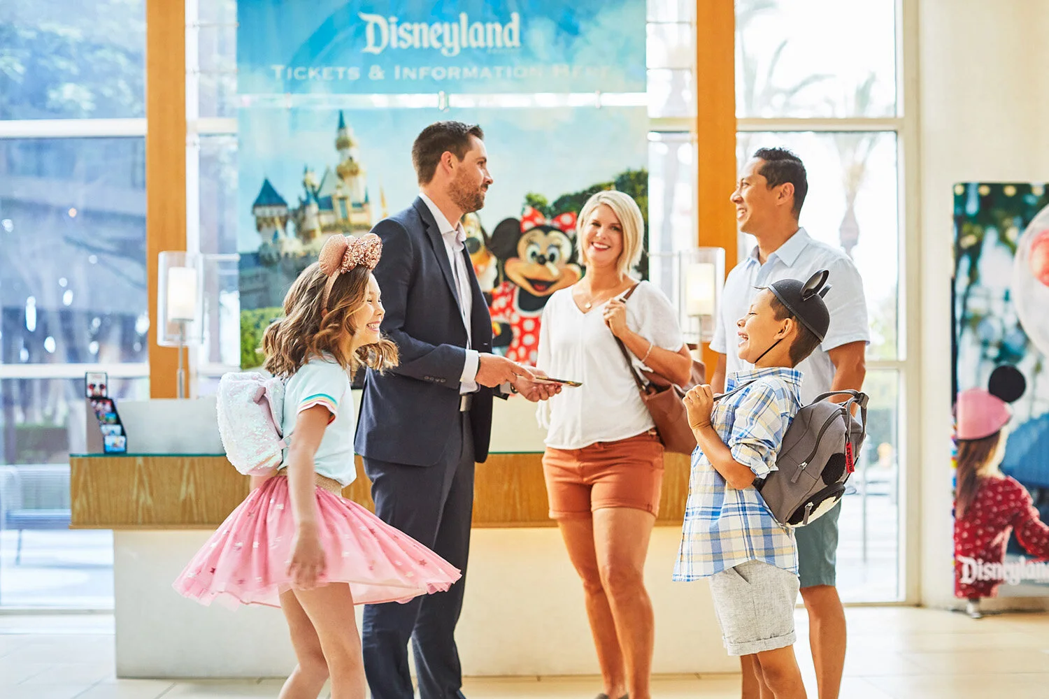 Disney+Desk_2534.jpg
