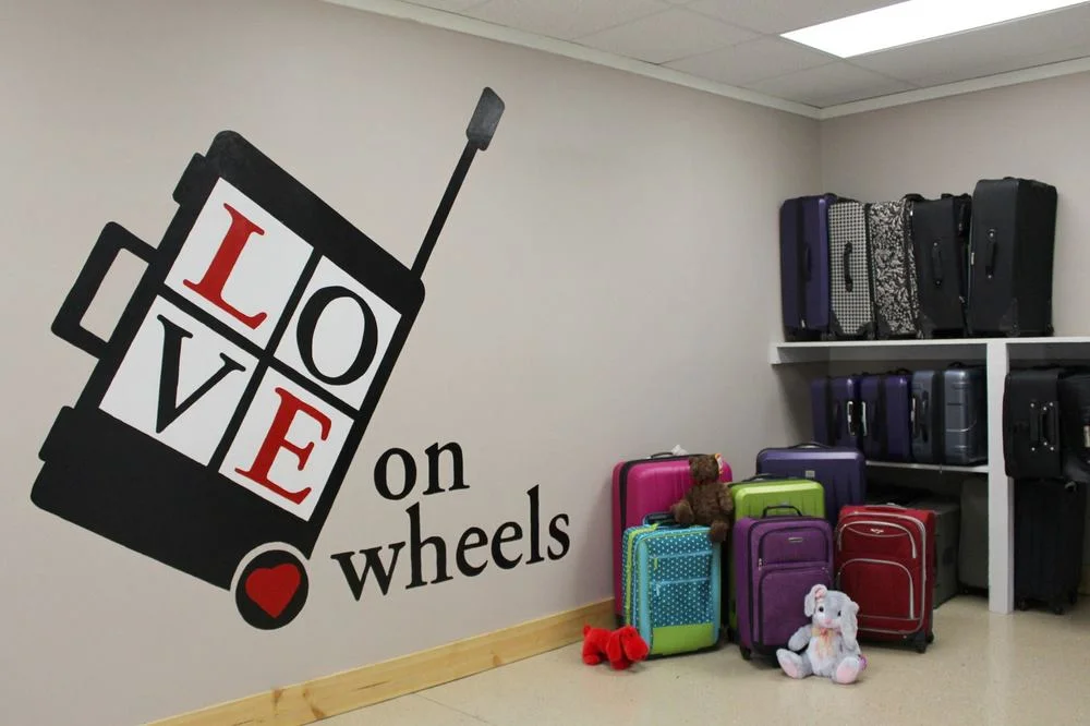 Love on Wheels, a registered 501(c)(3) non-profit organization based in Franklin, TN, sends a message of love, hope, and compassion to children facing transition and uncertainty in their lives.