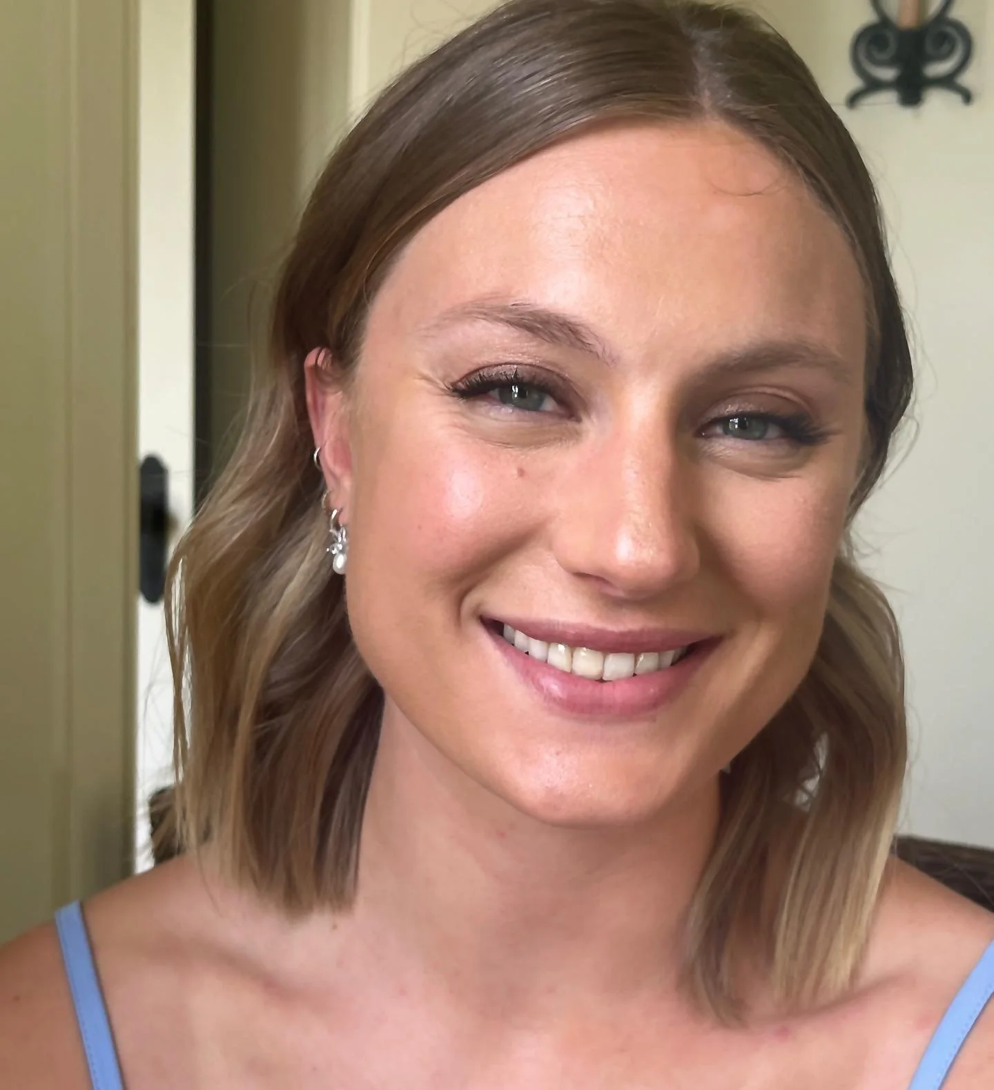 One of my bridesmaids from last week. She wanted her redness in her face gone and for her face to match her neck and chest. She said in the past when she had her makeup done,  her face wouldn&rsquo;t match the rest of her body. It&rsquo;s important a