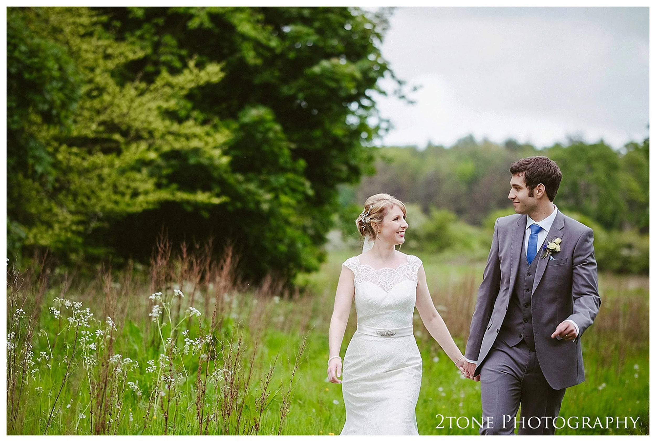Eshott Hall wedding photographs by wedding photographers based in Durham and the North East. www.2tonephotography.co.uk.