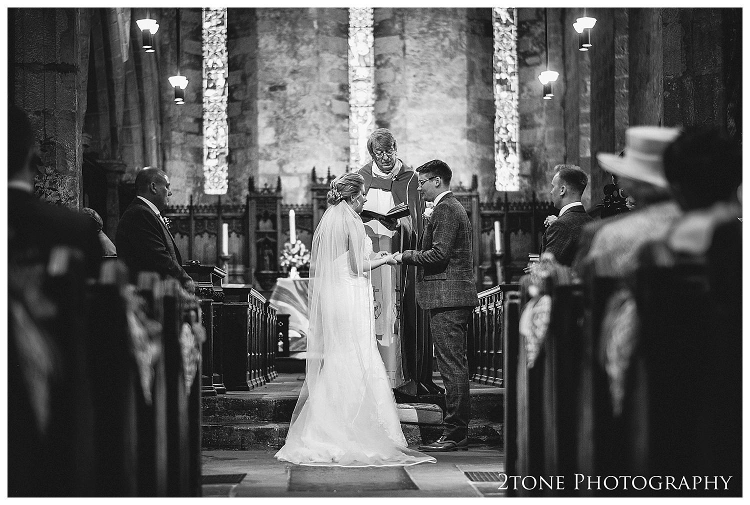 Healey Barm wedding photography 036.jpg