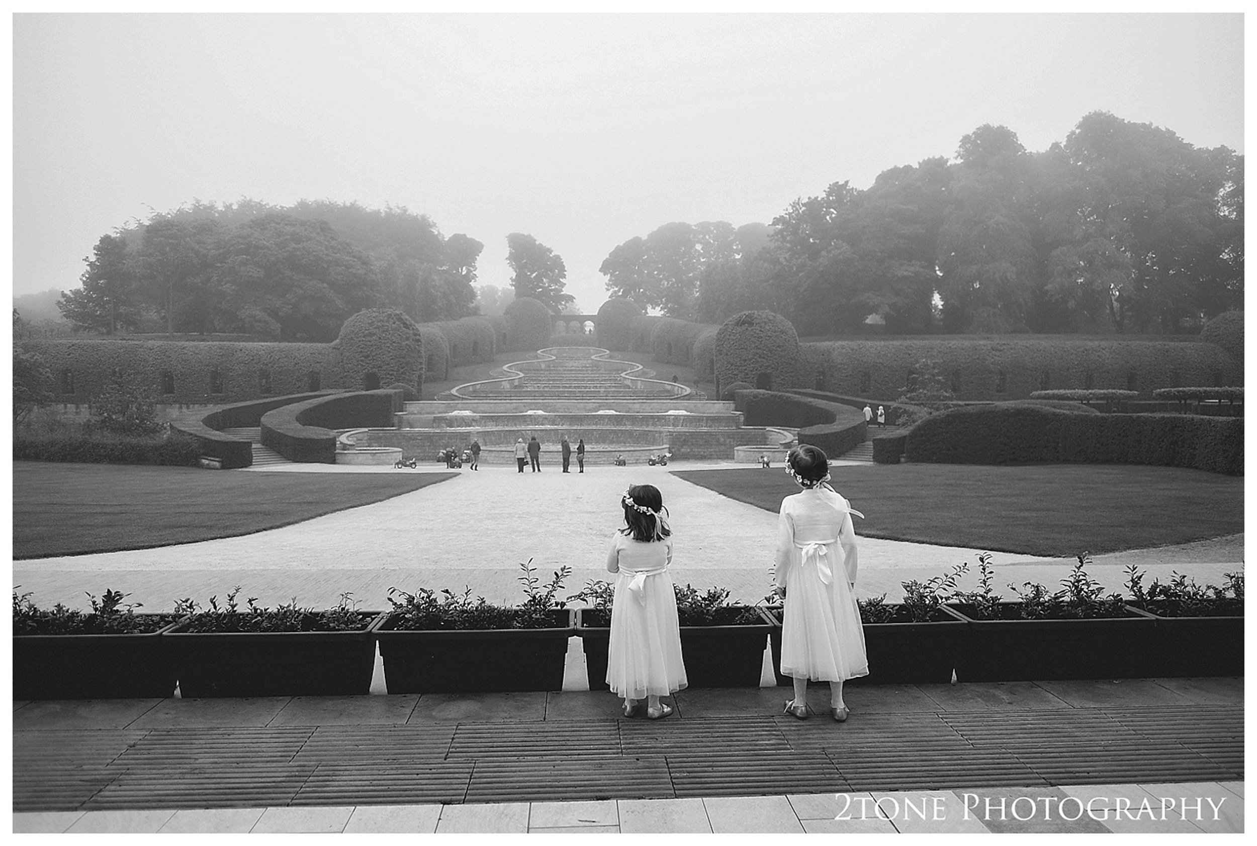 Wedding photography at the Alnwick Garden by www.2tonephotograph