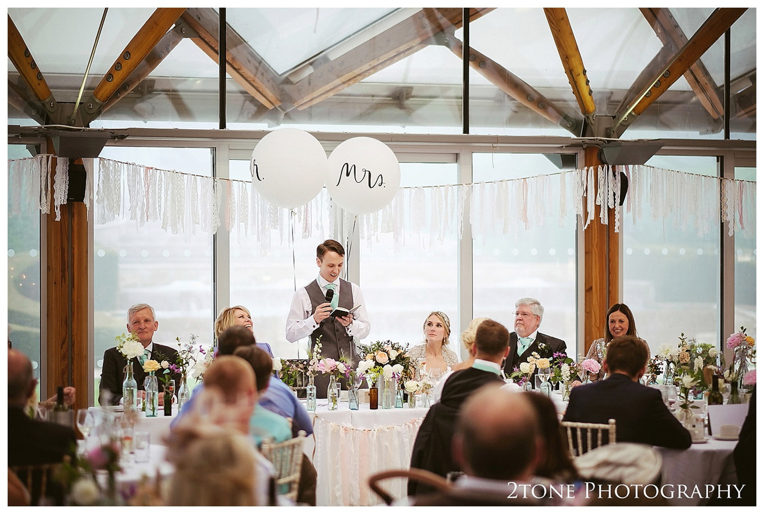 Wedding photography at the Alnwick Garden by www.2tonephotograph