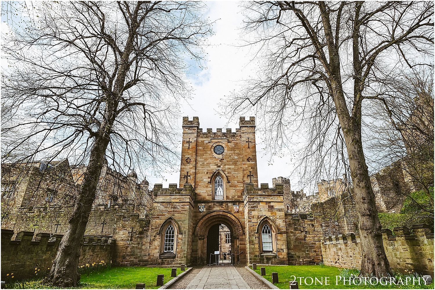 Durham-Castle-wedding-Laura-James 006.jpg