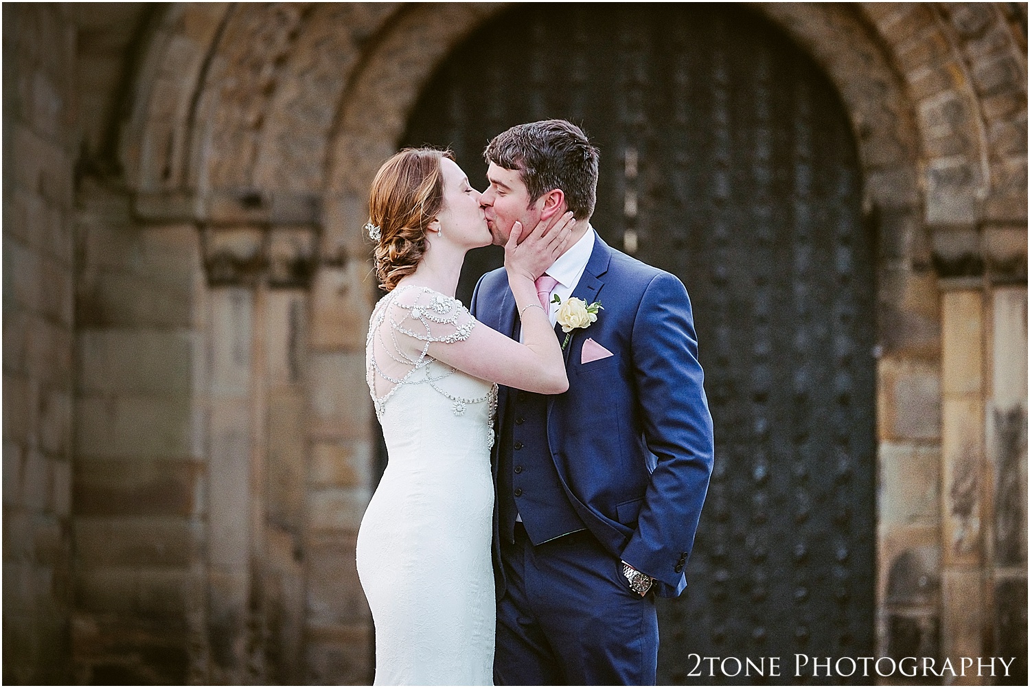 Durham-Castle-wedding-Laura-James 095.jpg
