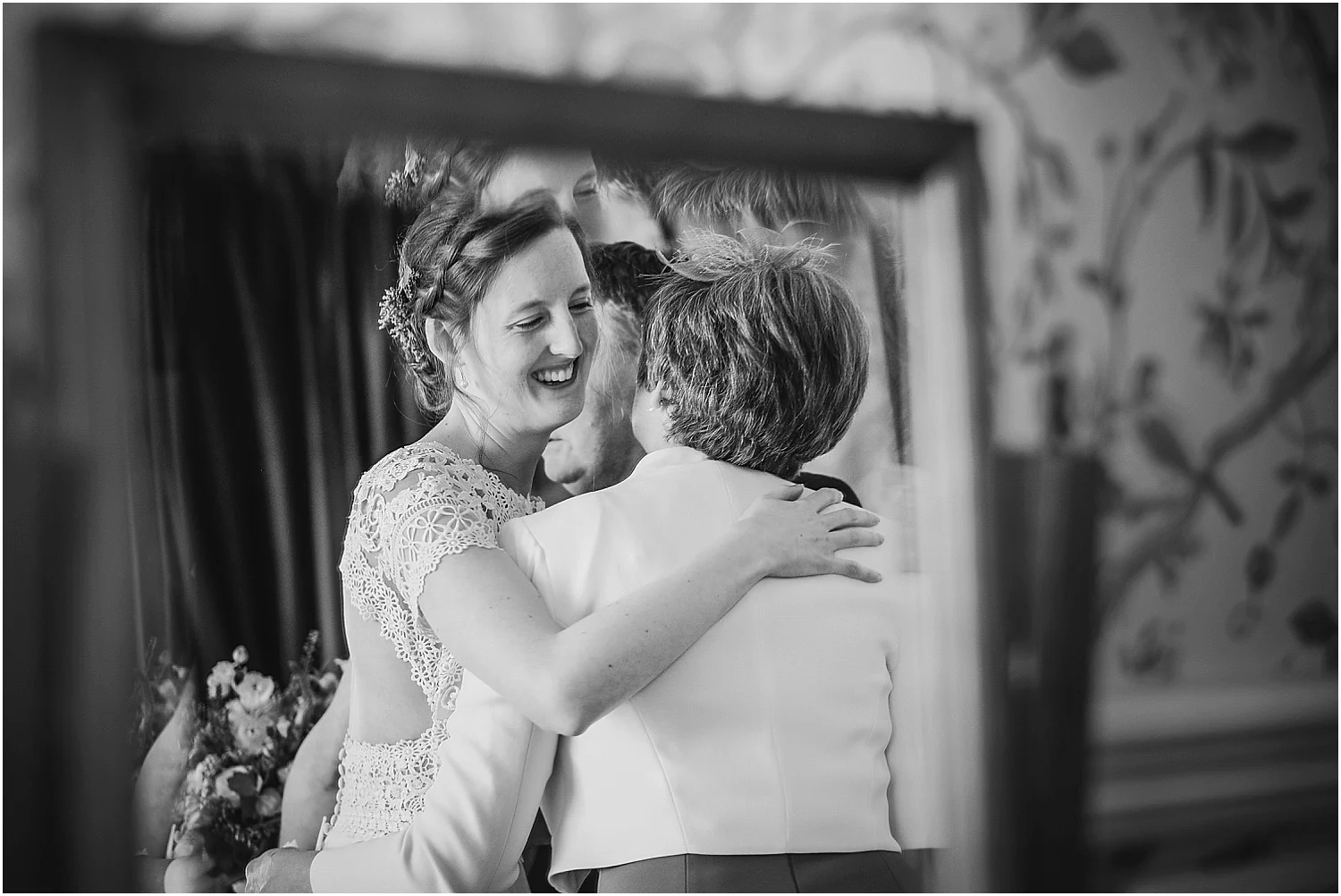 Wedding photos at Matfen Hall 012.jpg