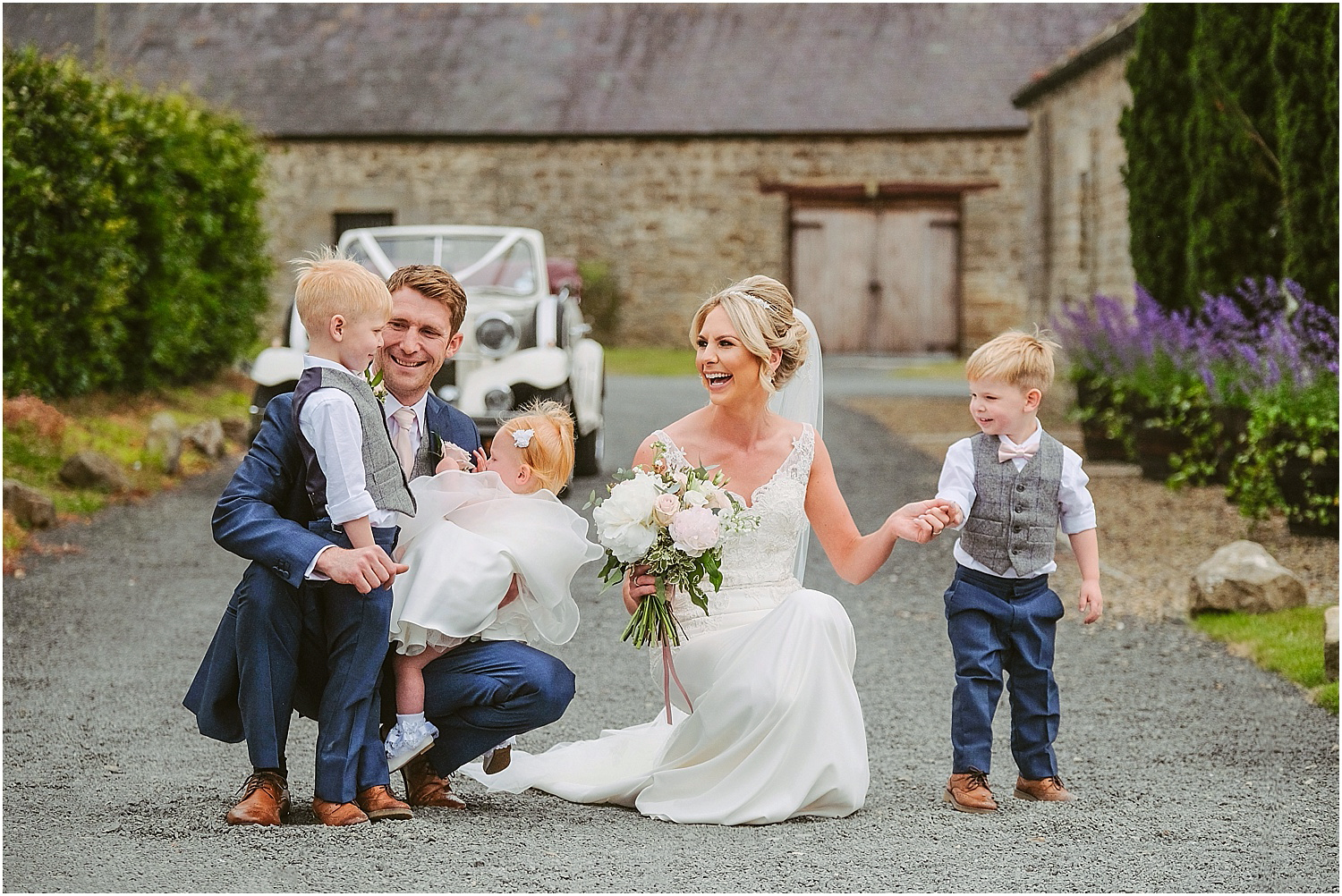 Healey Barn wedding by www.2tonephotography.co.uk 062.jpg