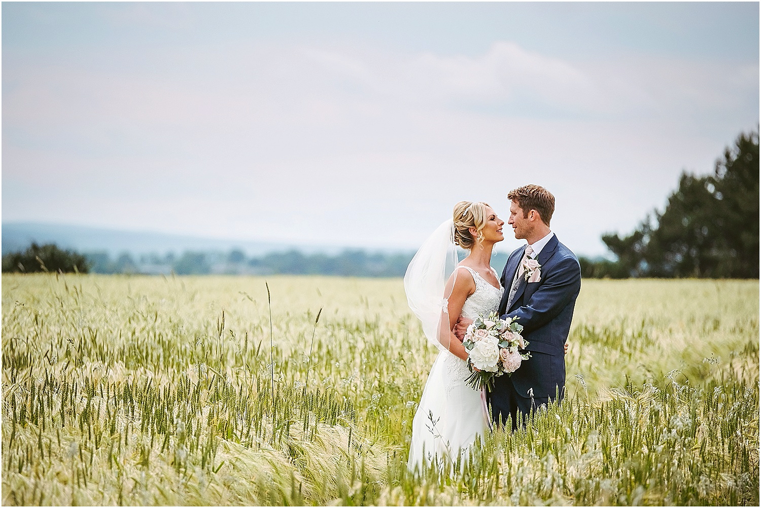 Healey Barn wedding by www.2tonephotography.co.uk 073.jpg
