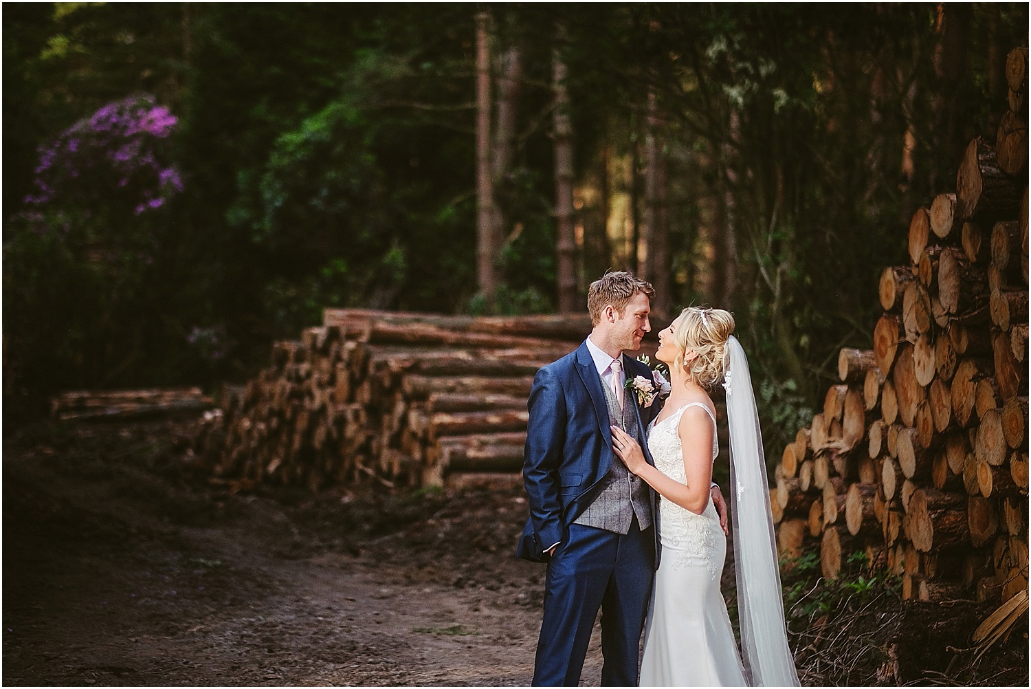 Healey Barn wedding by www.2tonephotography.co.uk 101.jpg