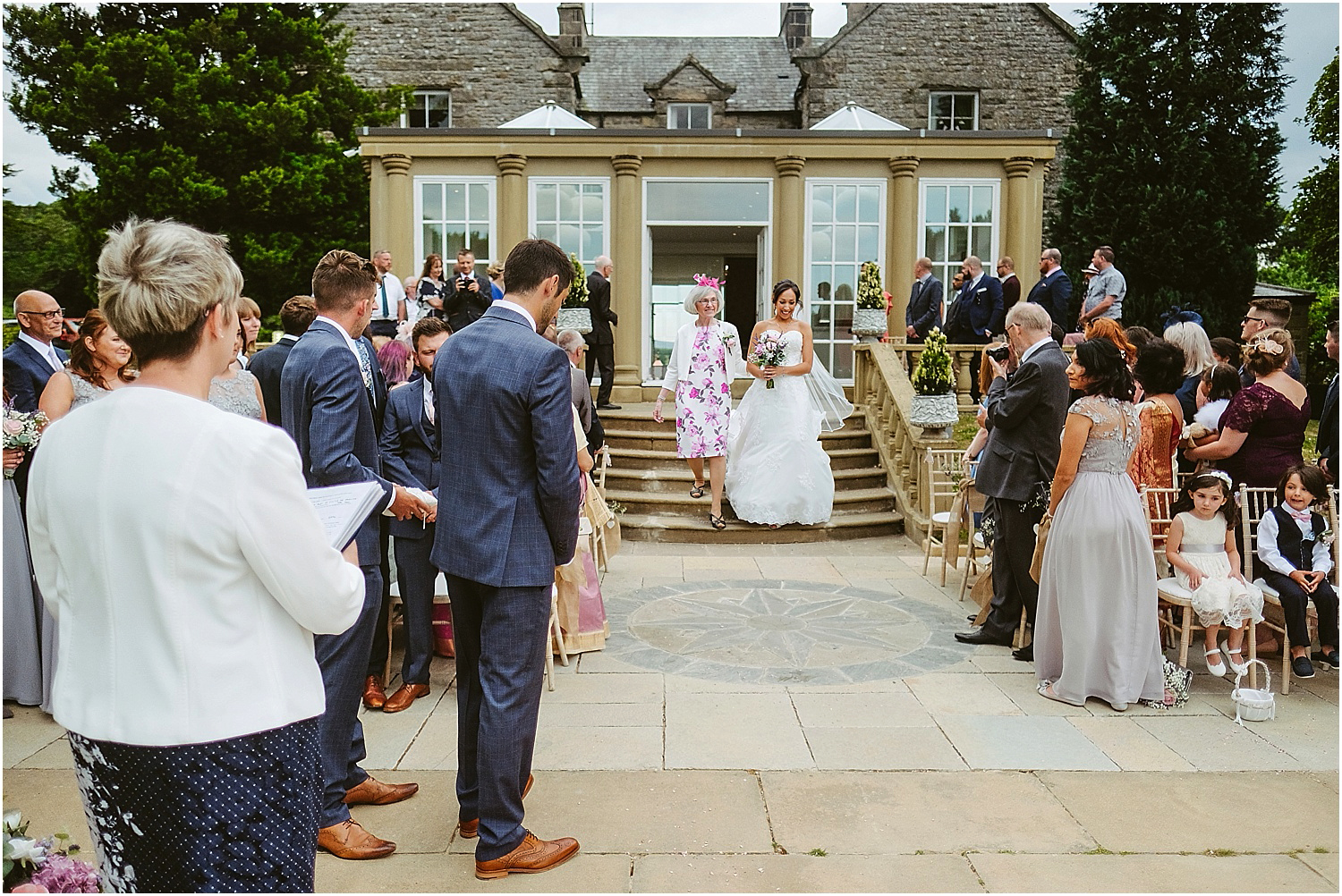 Woodhill Hall wedding photography by www.2tonephotography.co.uk 023.jpg