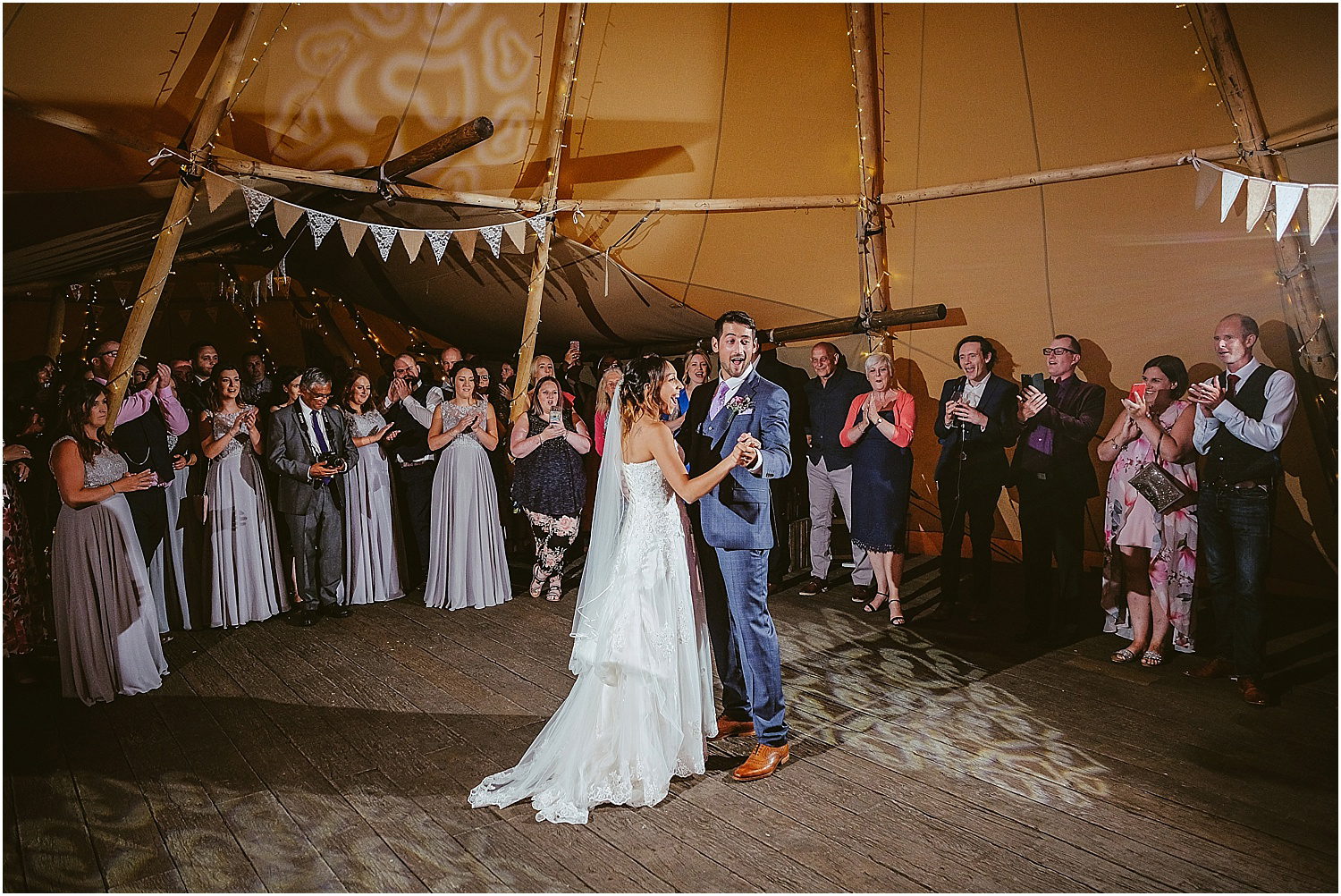 Woodhill Hall wedding photography by www.2tonephotography.co.uk 088.jpg