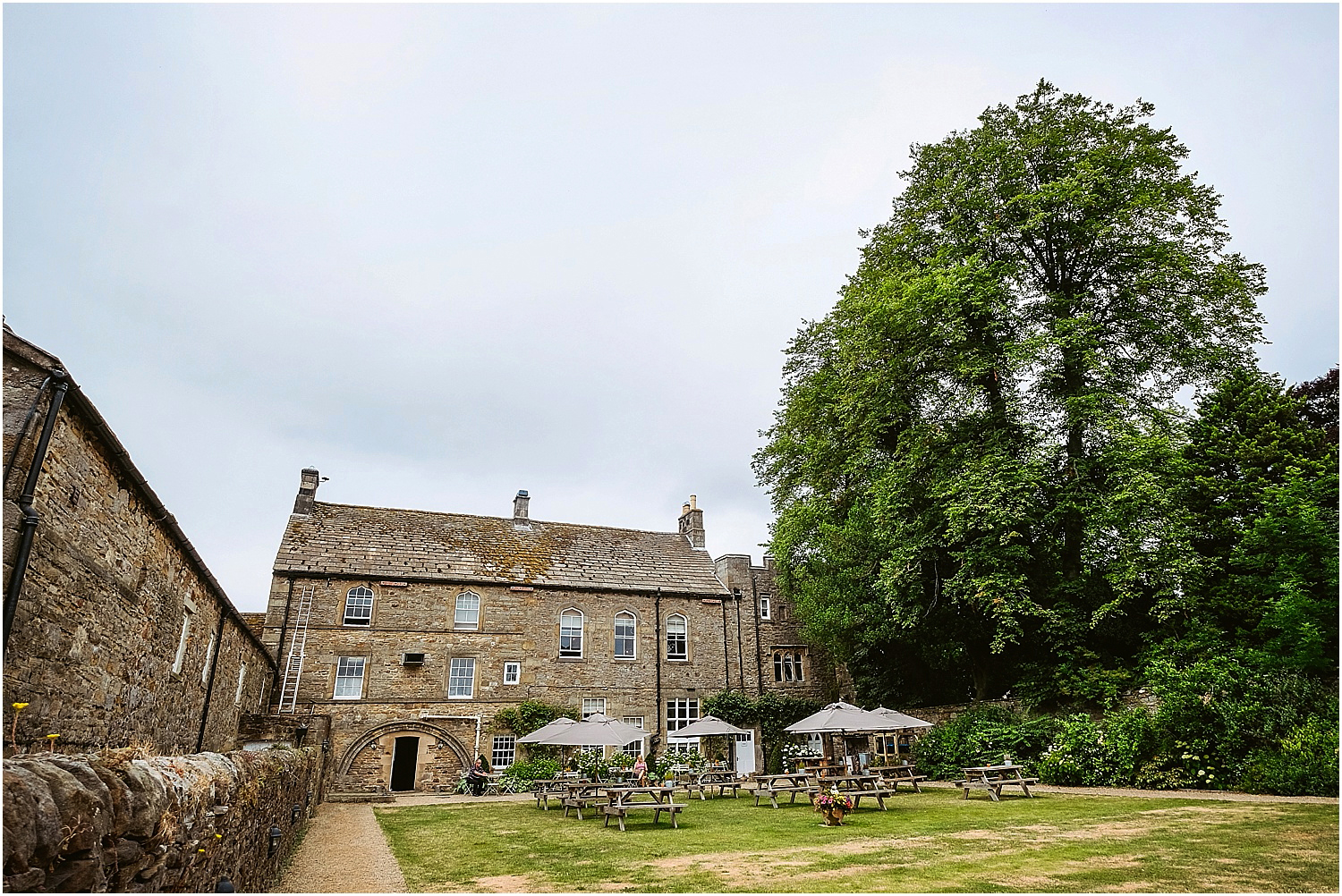 Wedding at Healey Barn - wedding photography by www.2tonephotography.co.uk 001.jpg