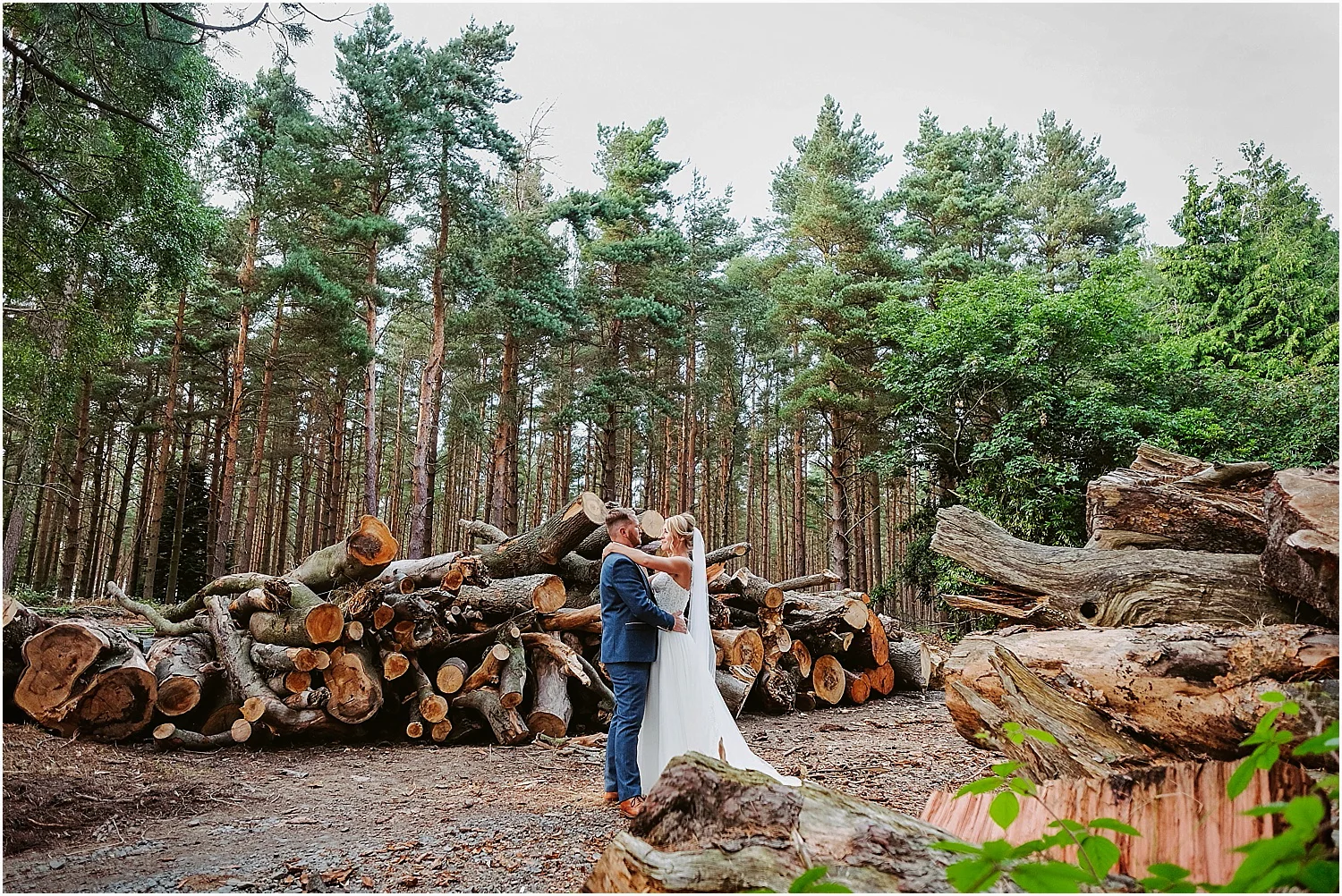 Wedding at Healey Barn - wedding photography by www.2tonephotography.co.uk 090.jpg