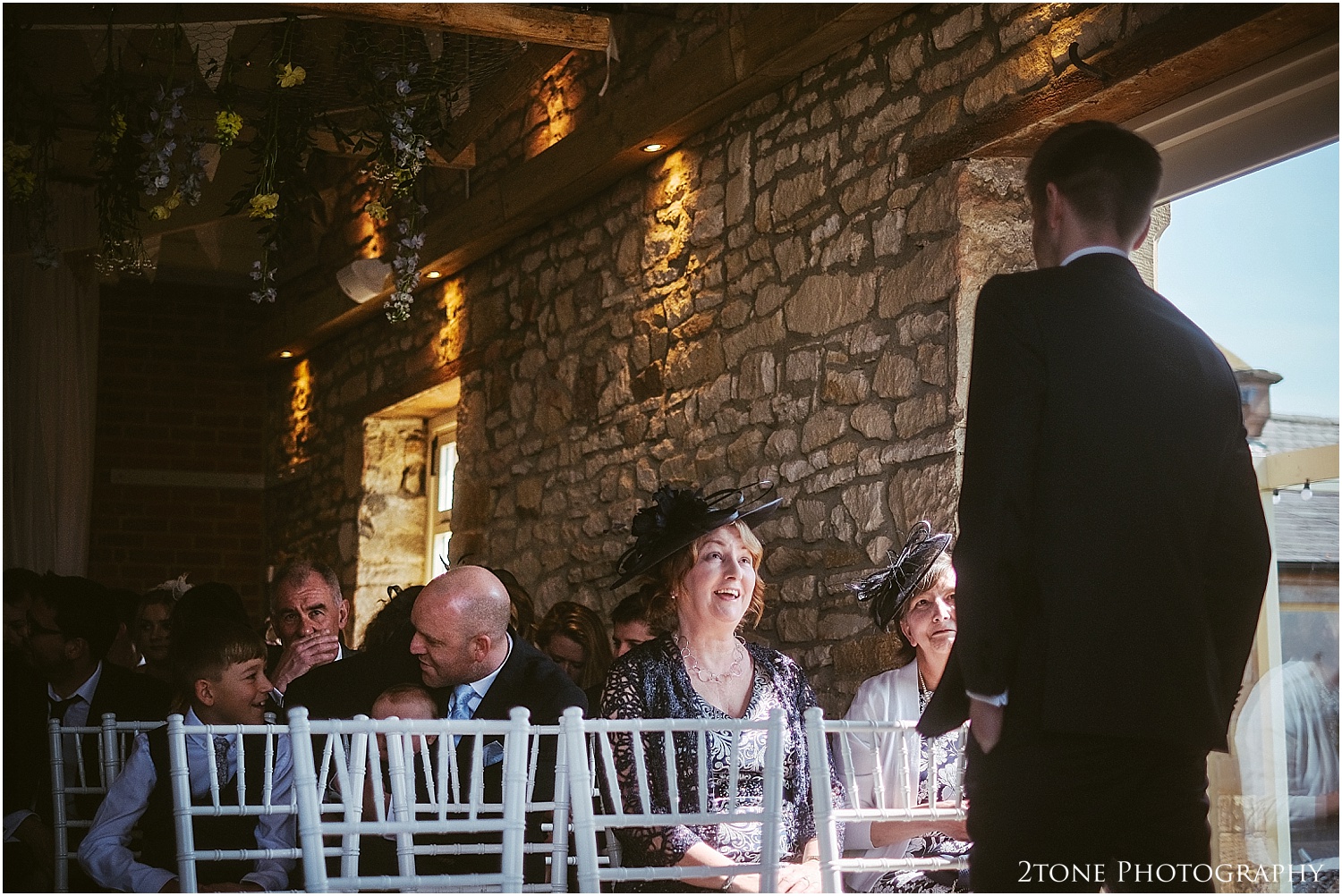 Northside Farm wedding photographer 048.jpg